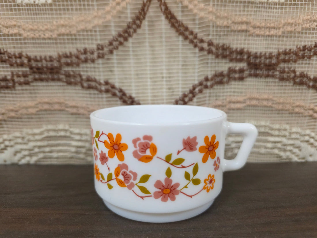 Arcopal Scania koffiekopje bloemenmotief vintage