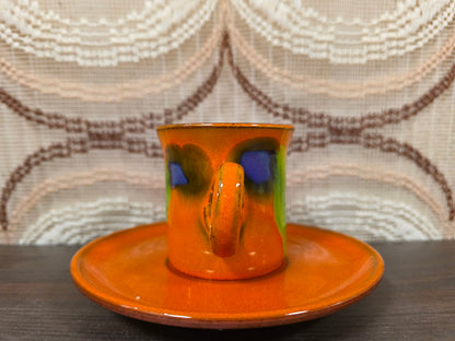 Kop en schotel oranje fat lava paars groen