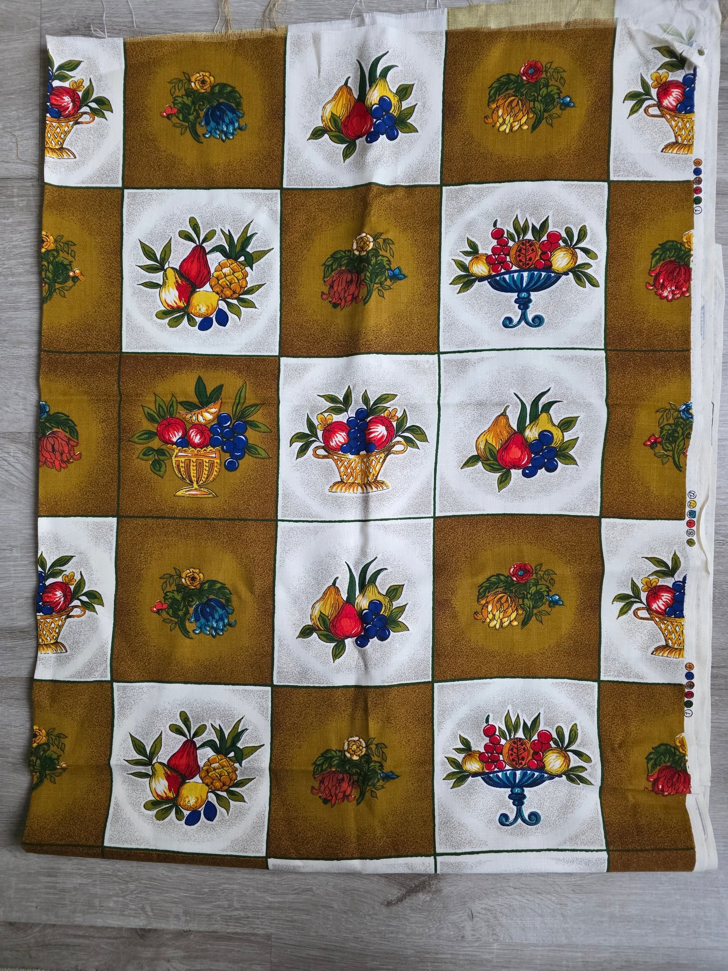 Vintage stof coupon Zantrel fruitmotief 133 x 120 cm