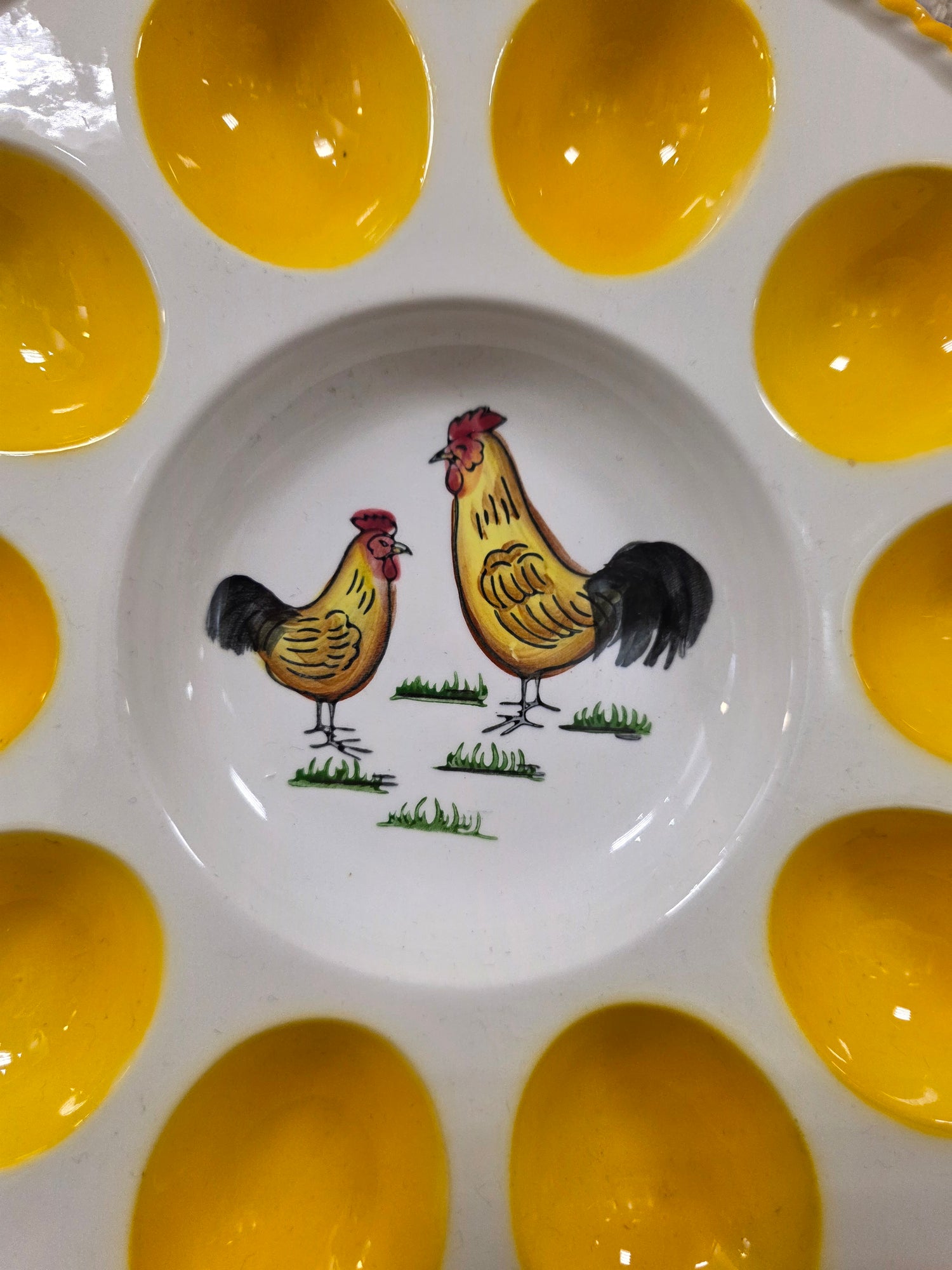 Bord voor gevulde eieren geel wit 23 cm