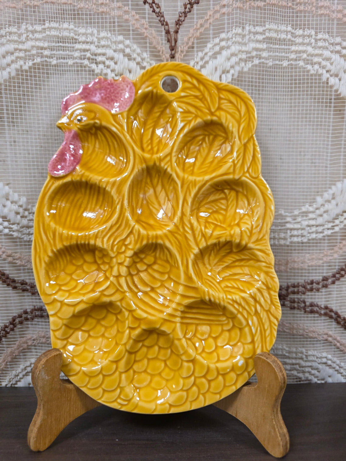 Geel bord voor gevulde eieren haan 23,5 x 15,5 cm