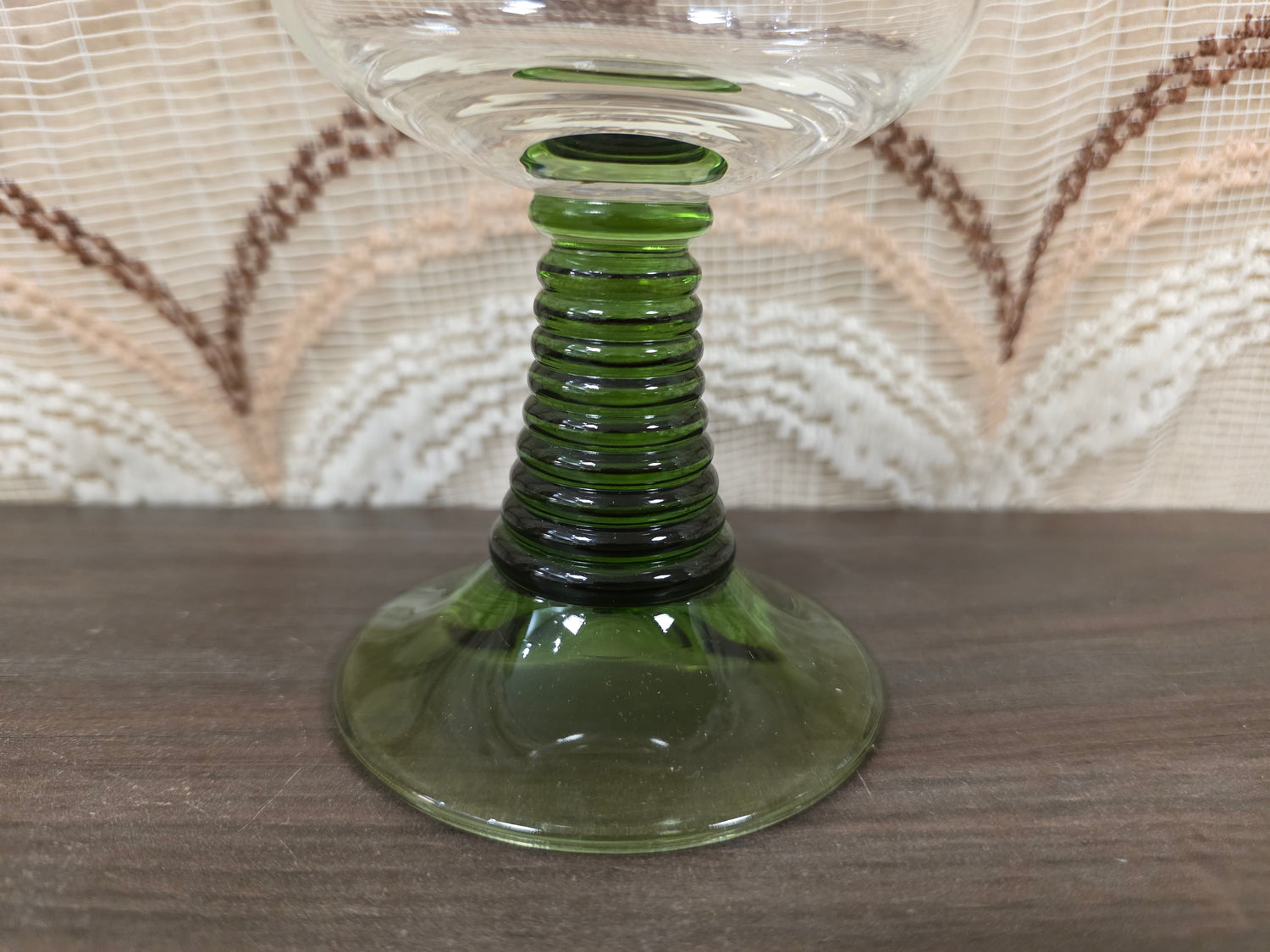 Vintage Roemer Riesling wijnglas met druivenmotief