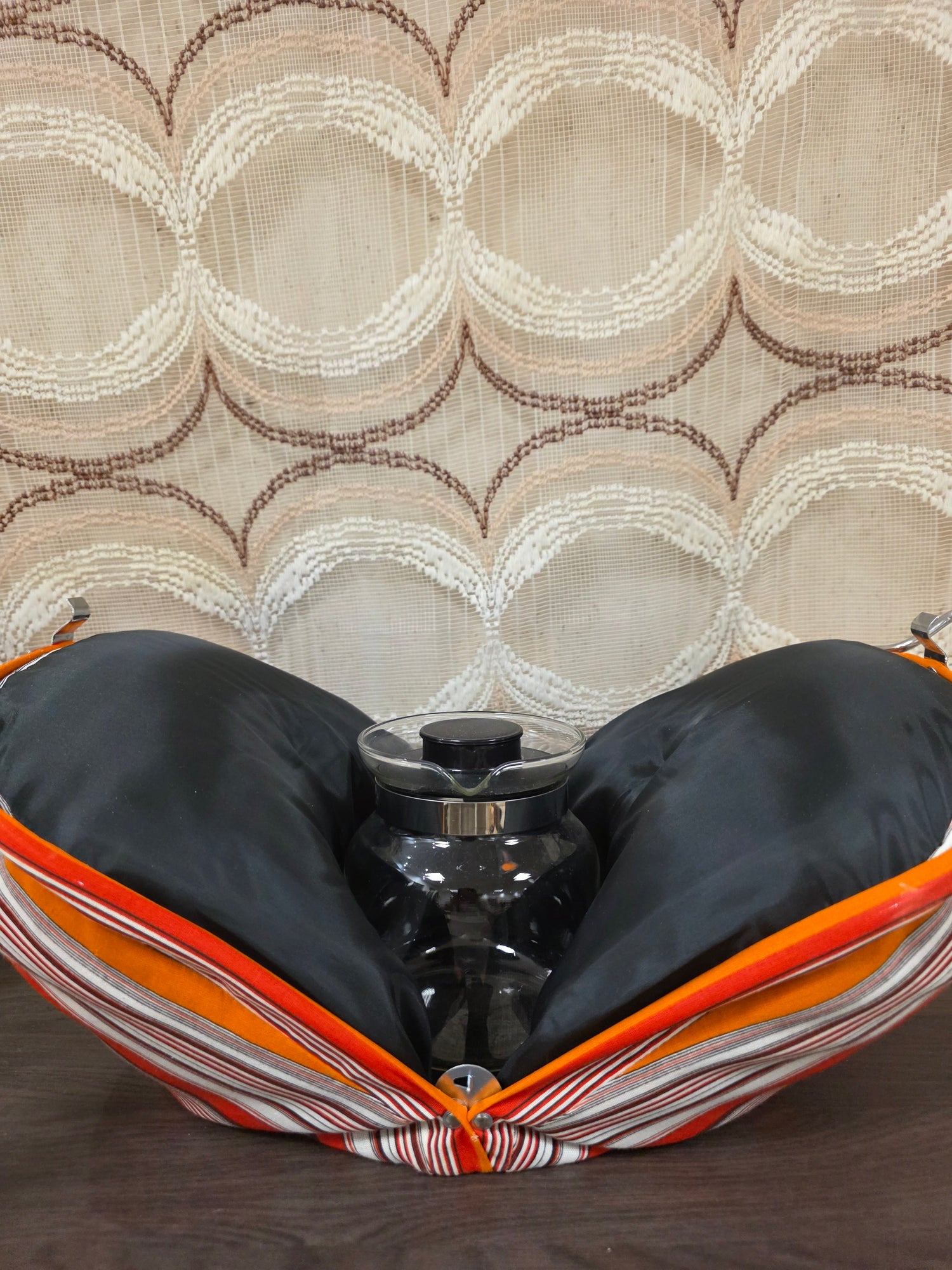 Vintage theebeurs met knip gestreept