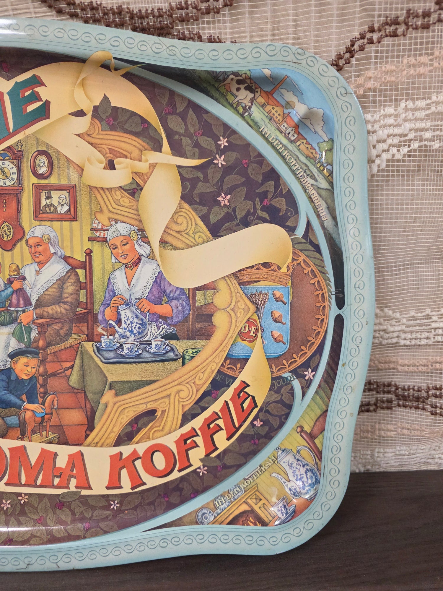 Douwe Egberts metalen dienblad – vintage koffieblad