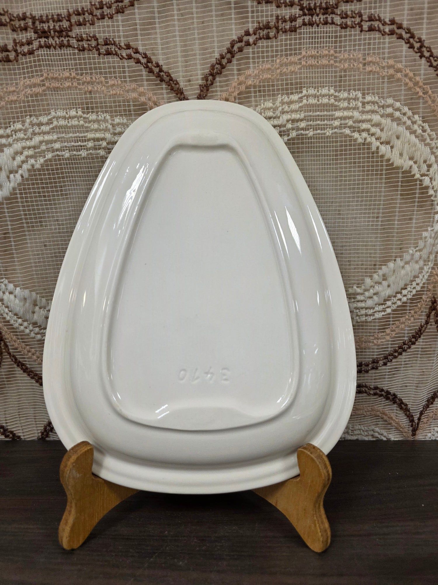 Vintage serveerschaal driehoekig roze rand Petrus Regout stijl