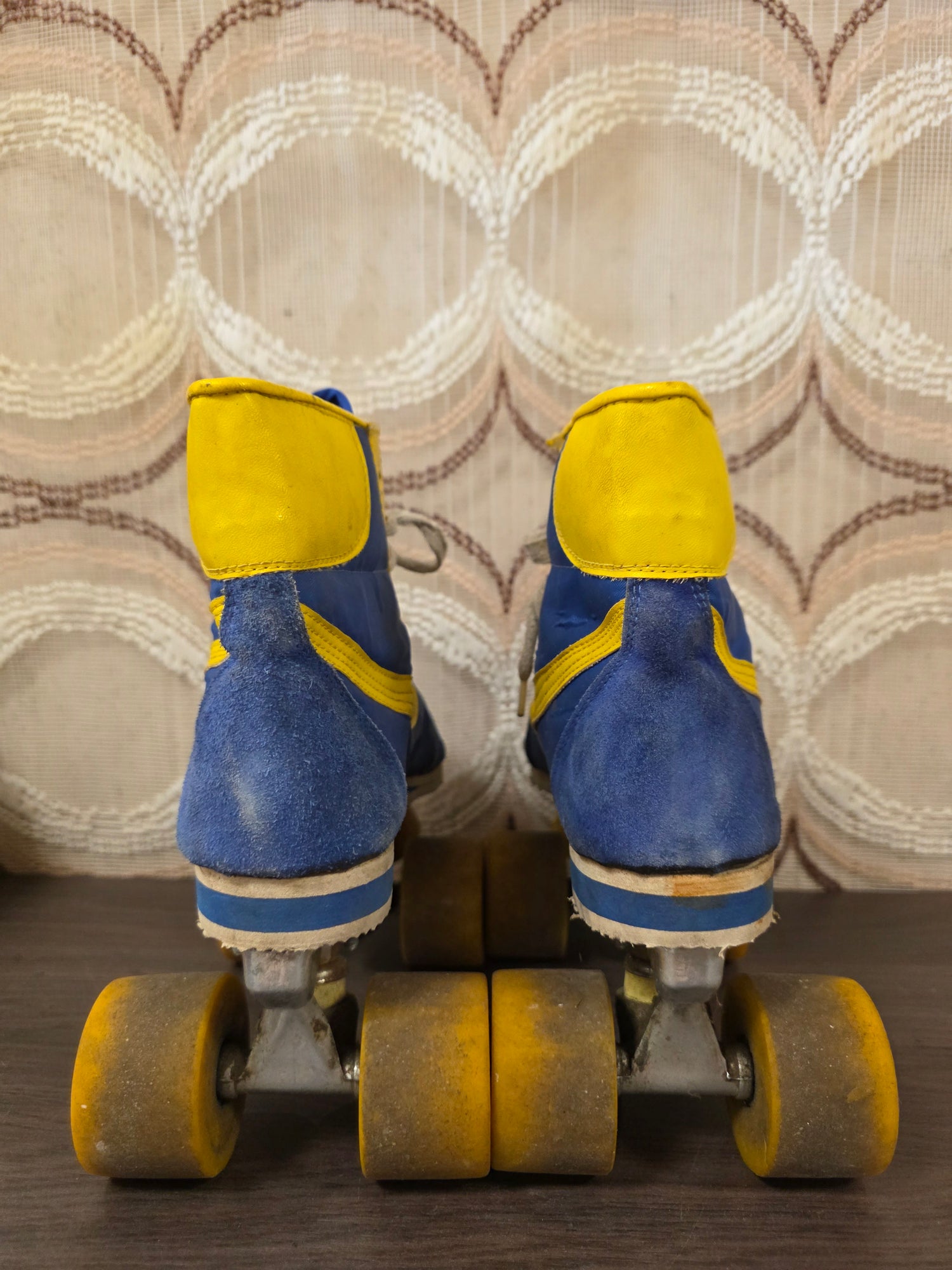 Rolschaatsen blauw geel maat 38