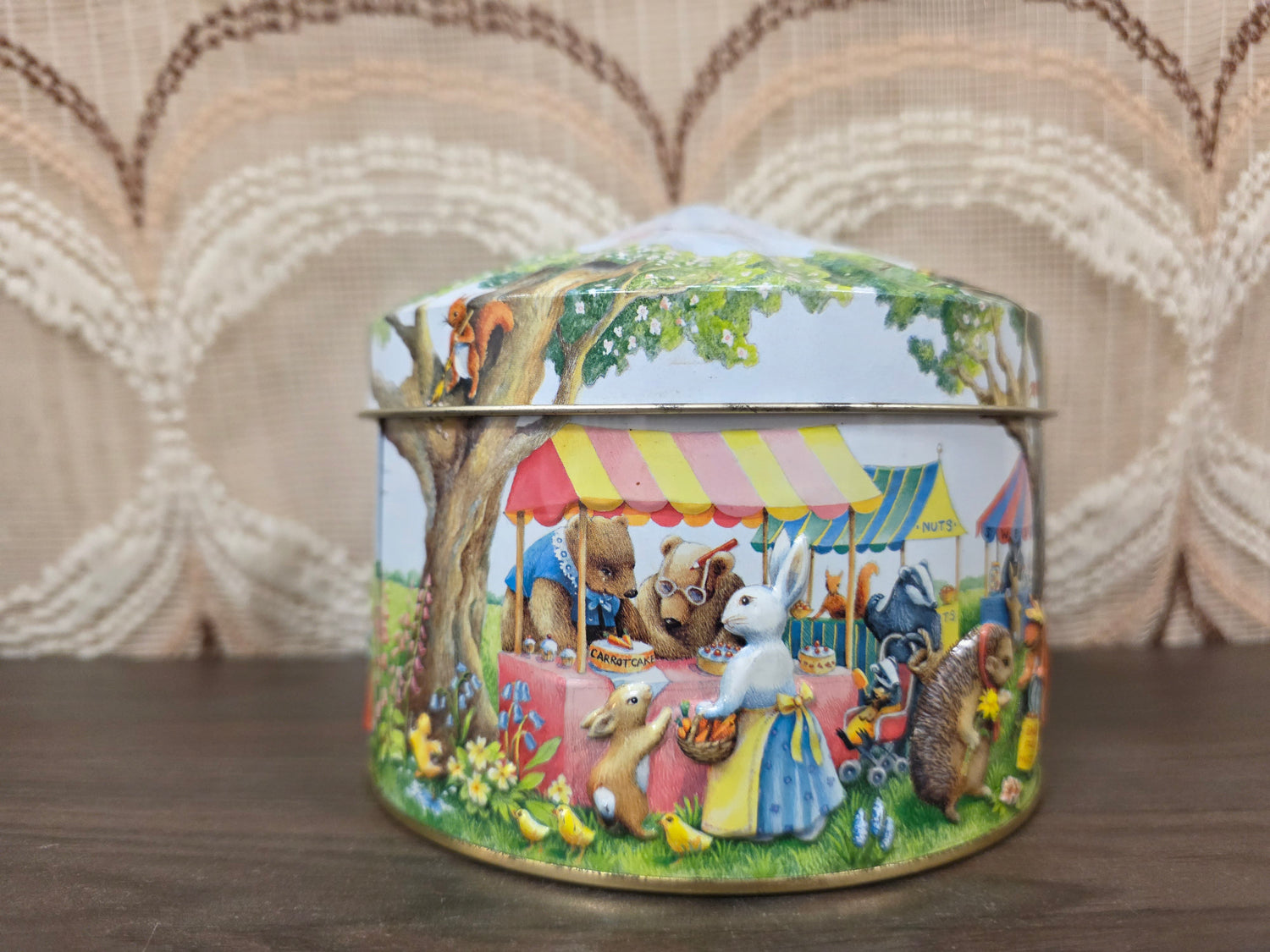 Churchill Woodland Fair blik reliëf dieren