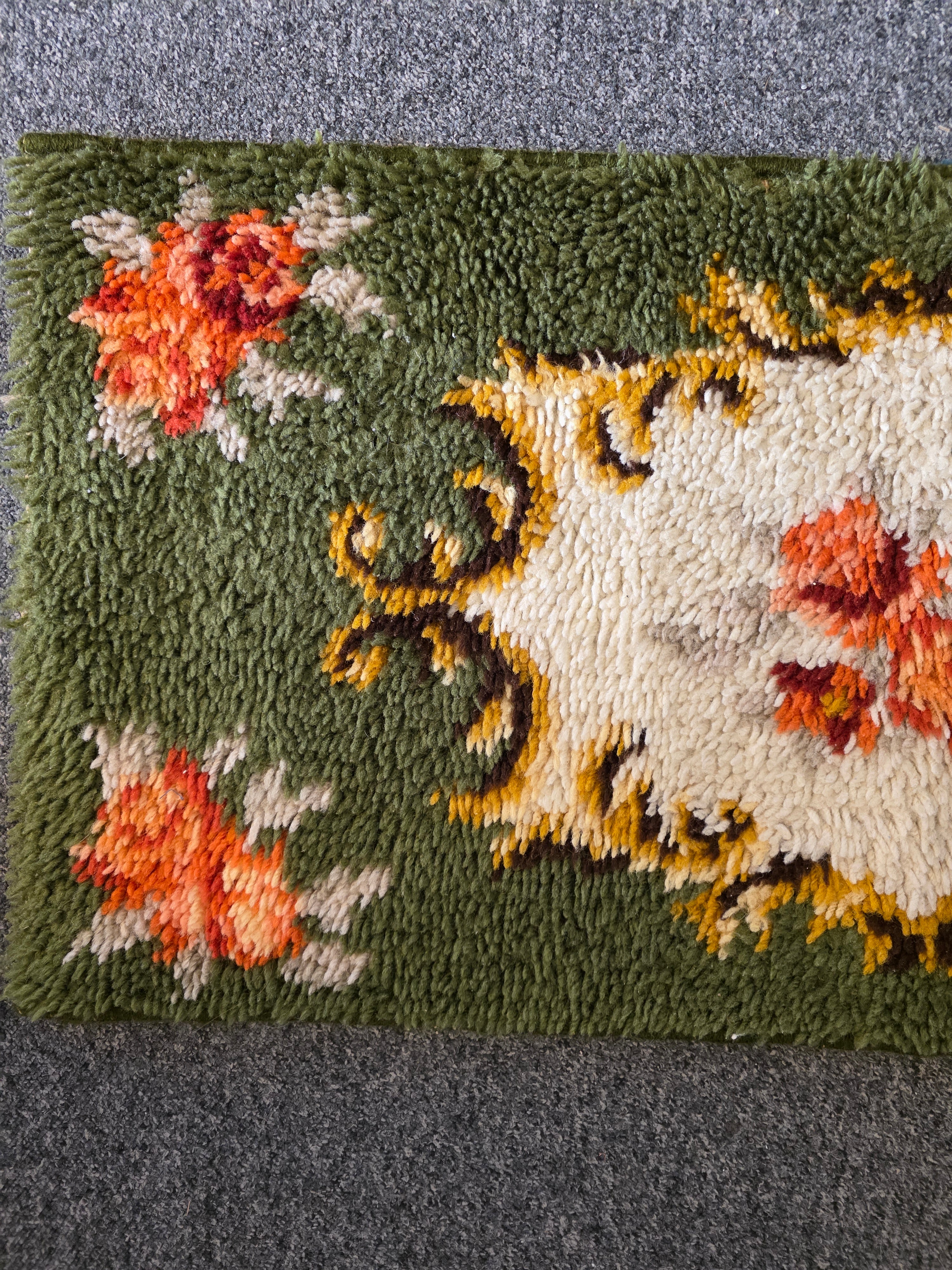 Smyrna wol tafelloper bloemen 48 x 98 cm vintage