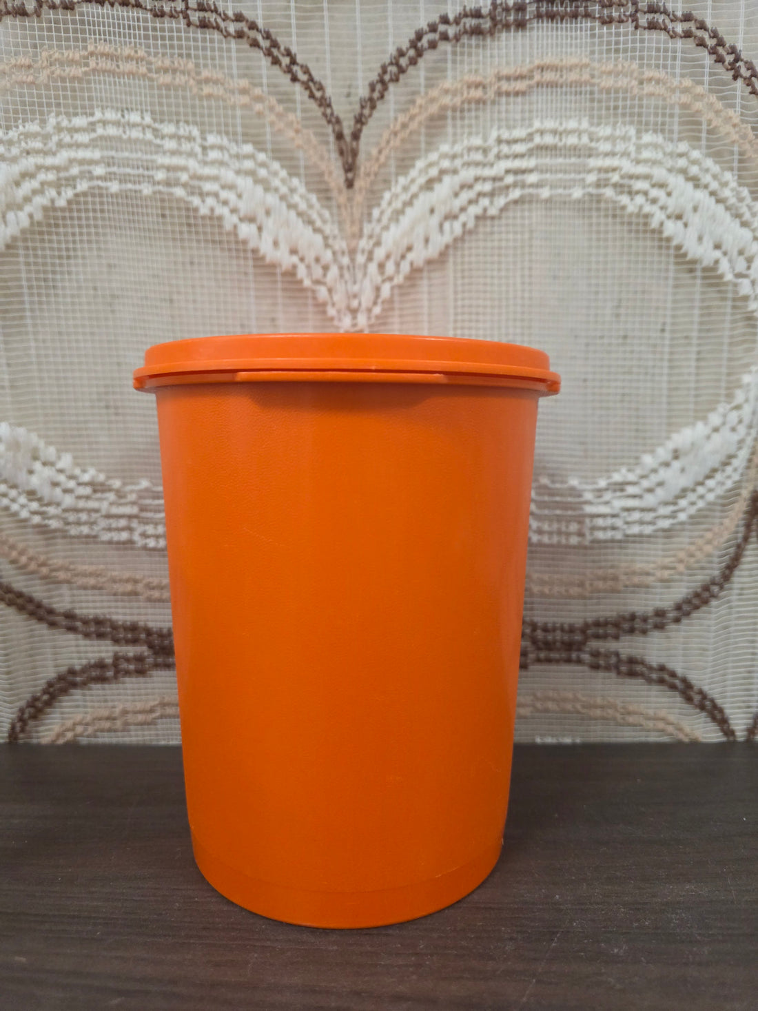Tupperware oranje voorraadbus sterdeksel