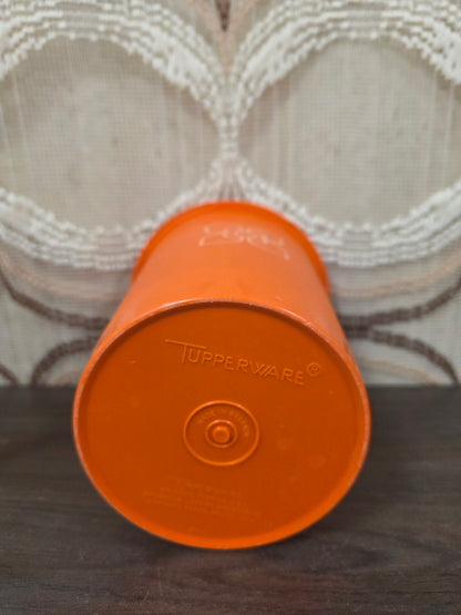 Tupperware oranje voorraadbus sterdeksel
