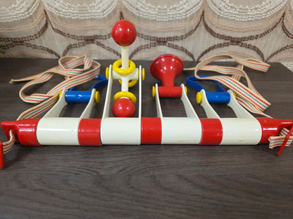 Ambi Toys vintage babytrainer rood wit
