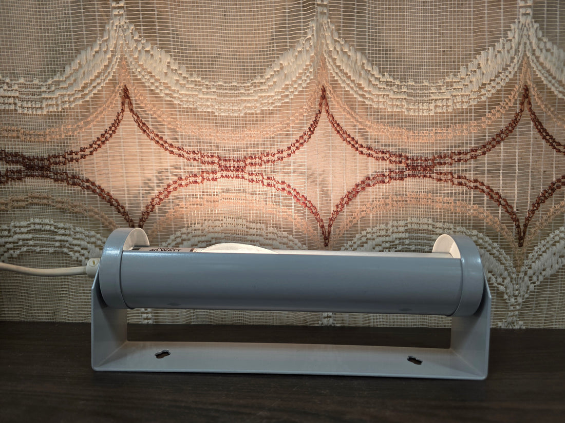 Vintage metalen wandlamp grijs verstelbare kap