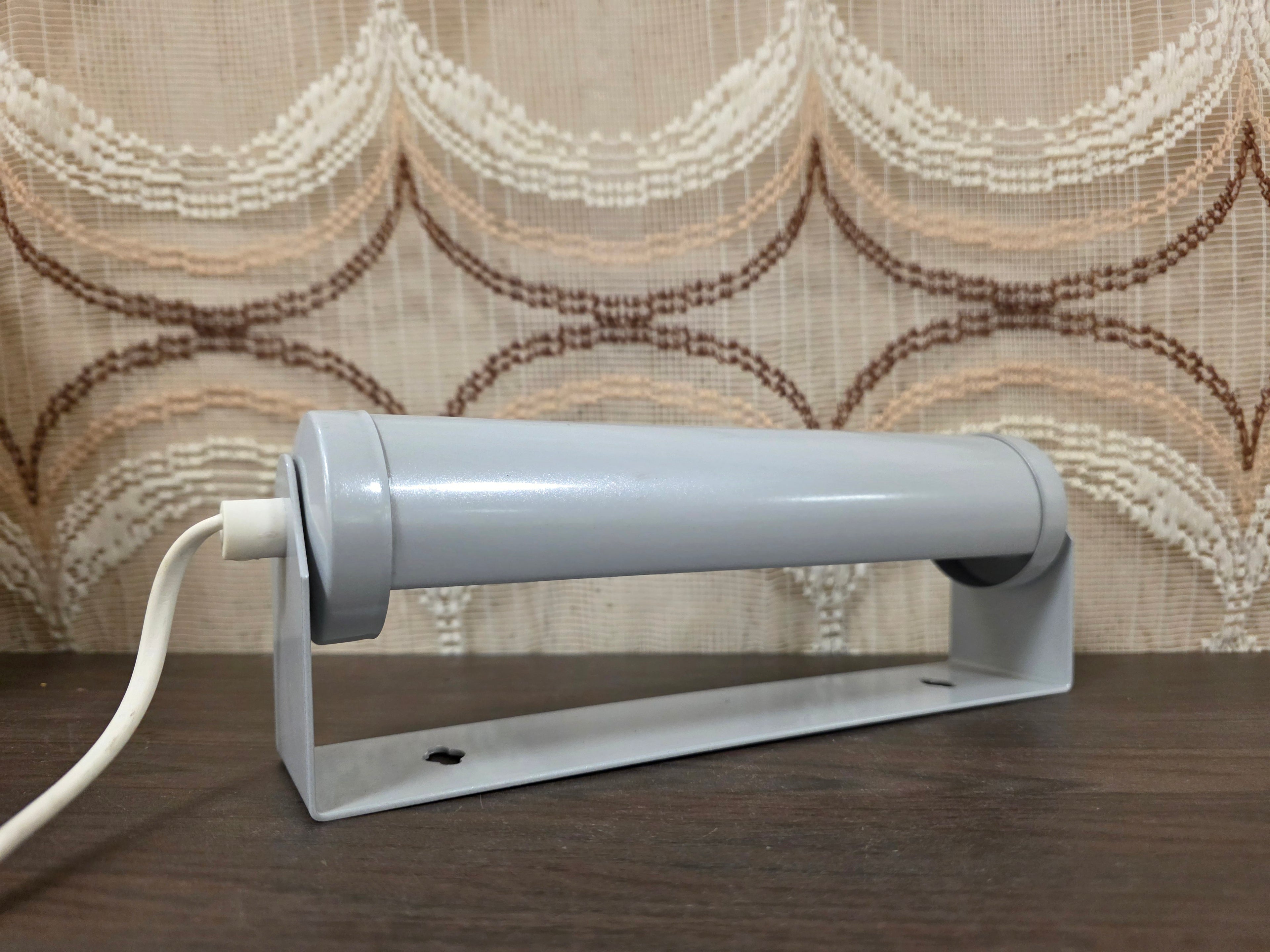 Vintage metalen wandlamp grijs verstelbare kap