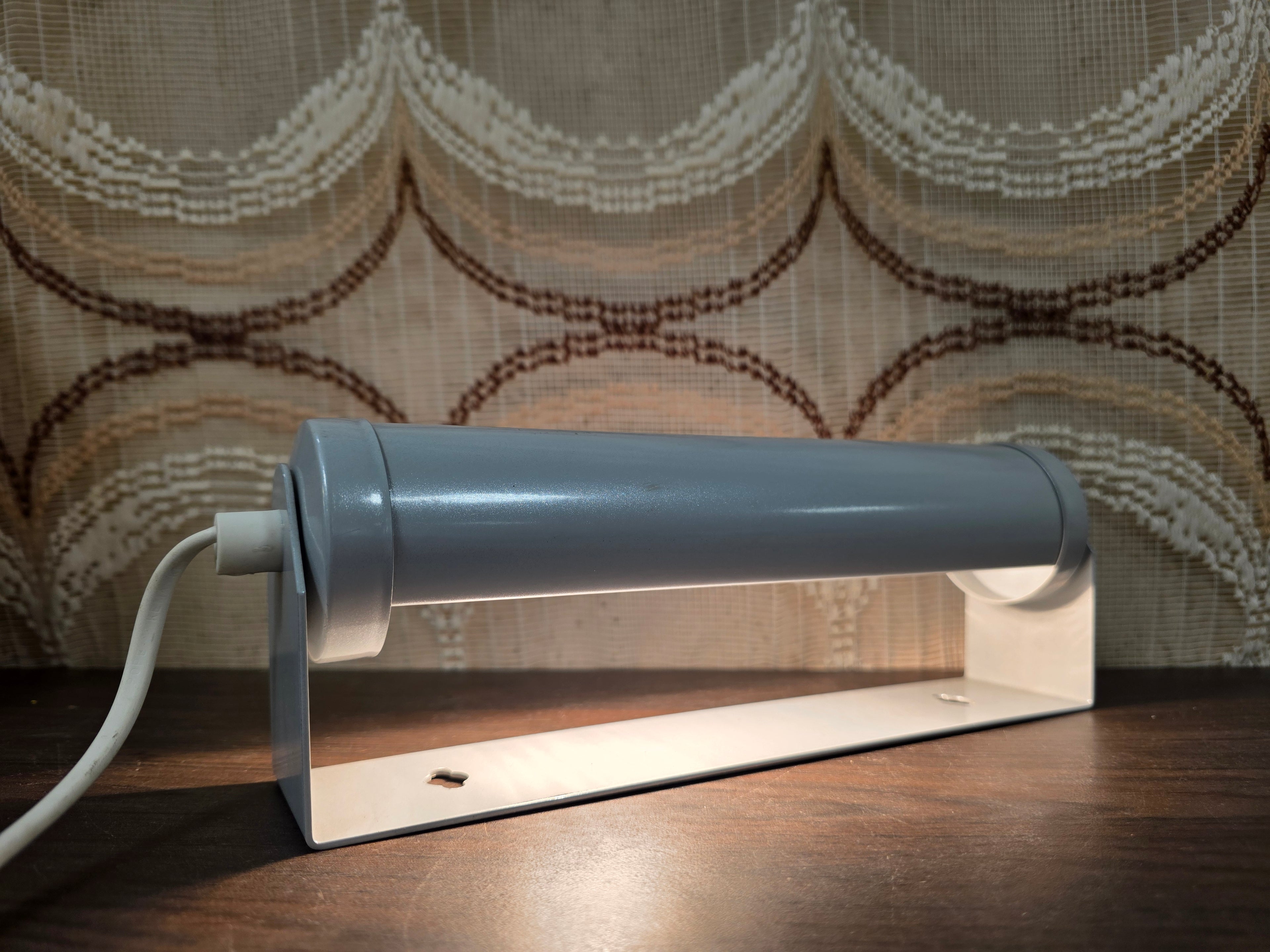 Vintage metalen wandlamp grijs verstelbare kap