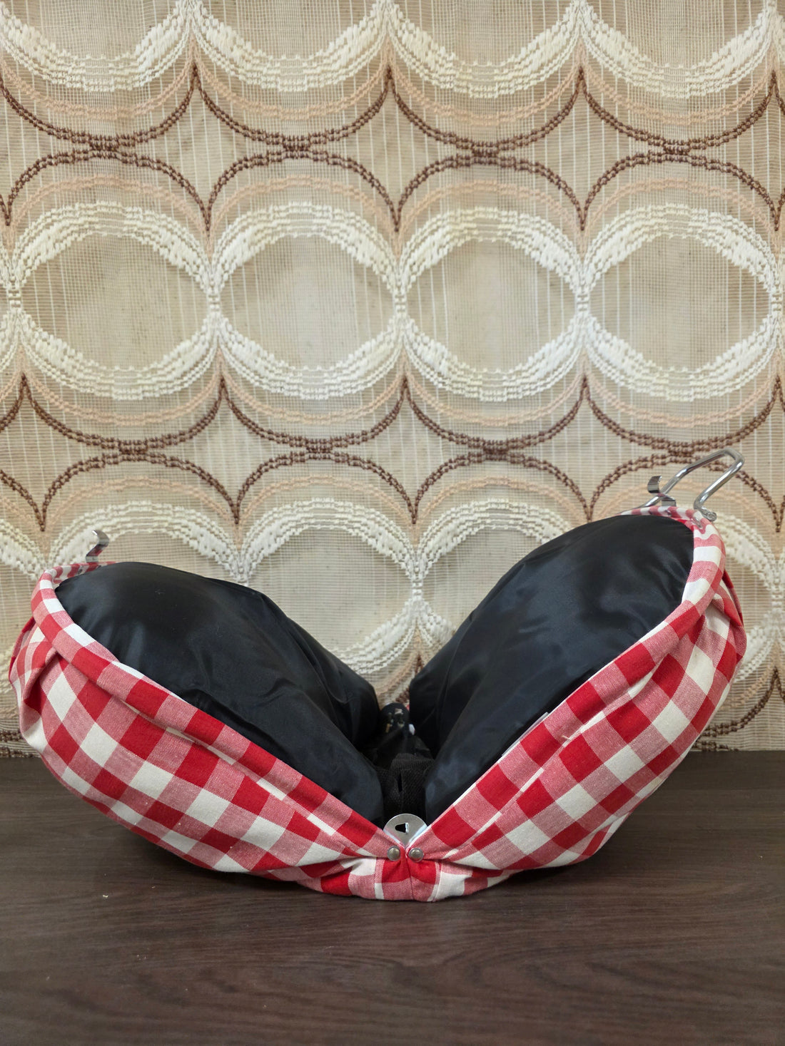 Vintage theebeurs met knip – rood wit geblokt