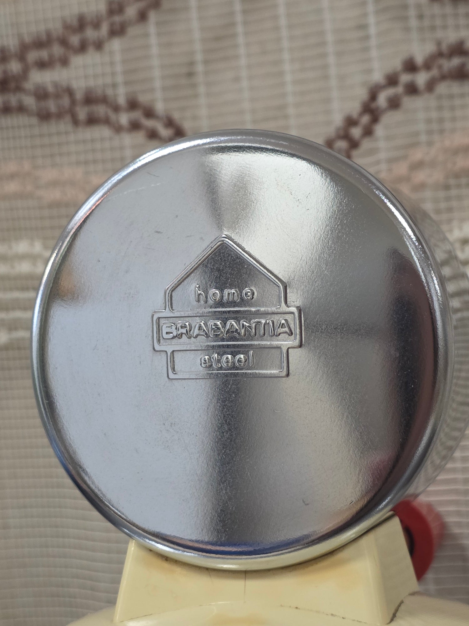 Vintage Brabantia handmixer met slinger