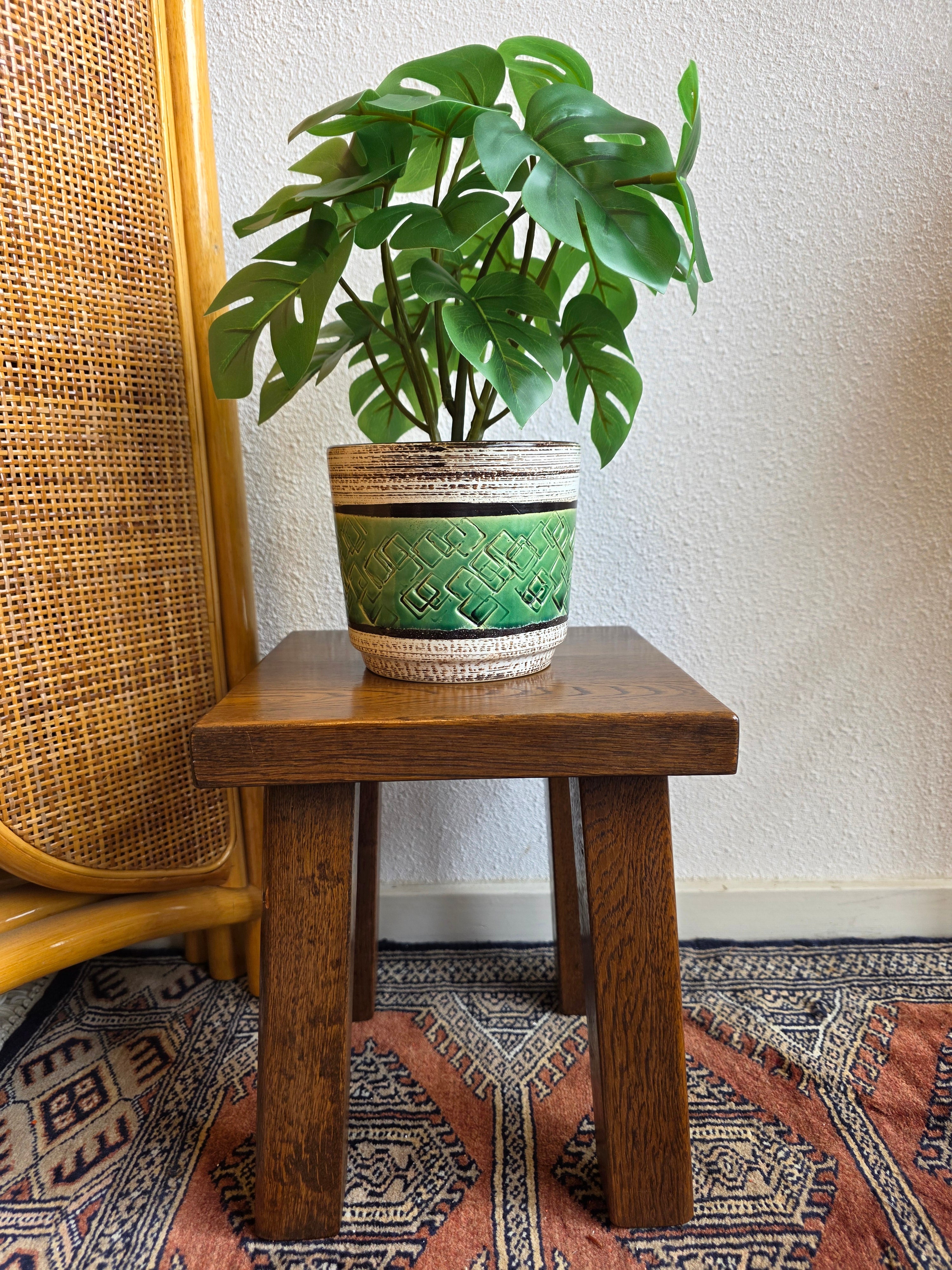 Vintage brutalist bijzettafel eikenhout