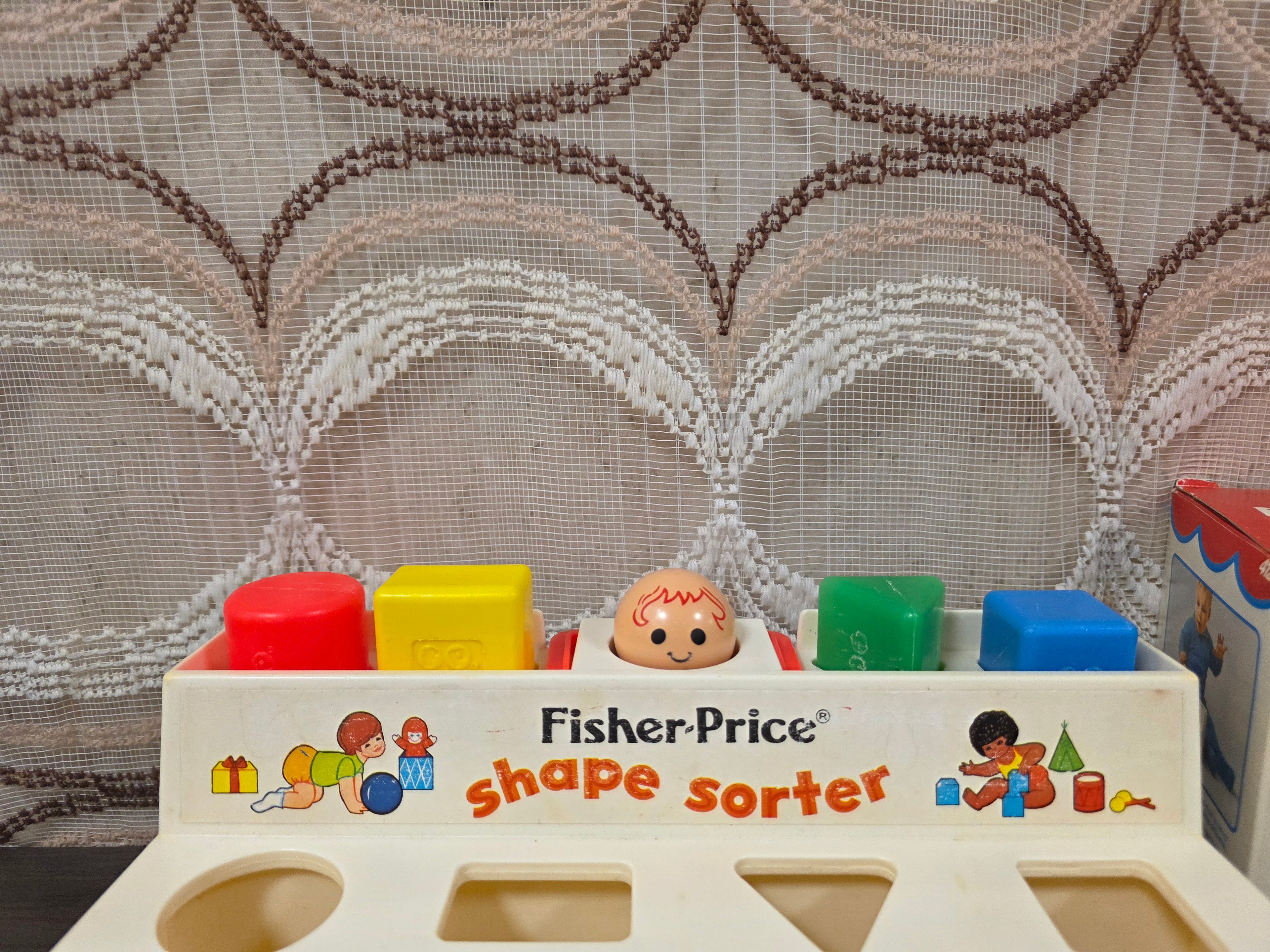 Vintage Fisher Price vormenstoof speelgoed shape sorter