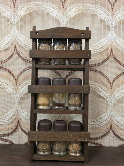 Vintage kruidenrek met 9 kruidenpotjes hout