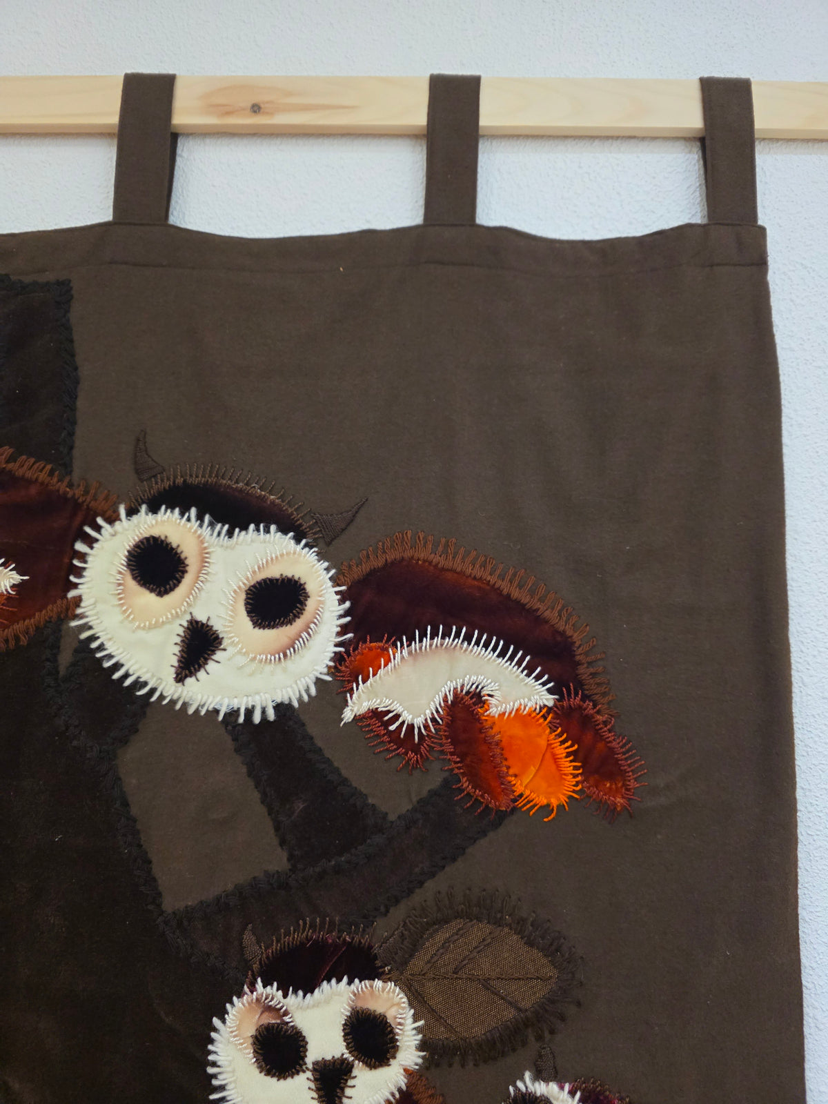 Vintage wandkleed met uilen bruin oranje jaren 70
