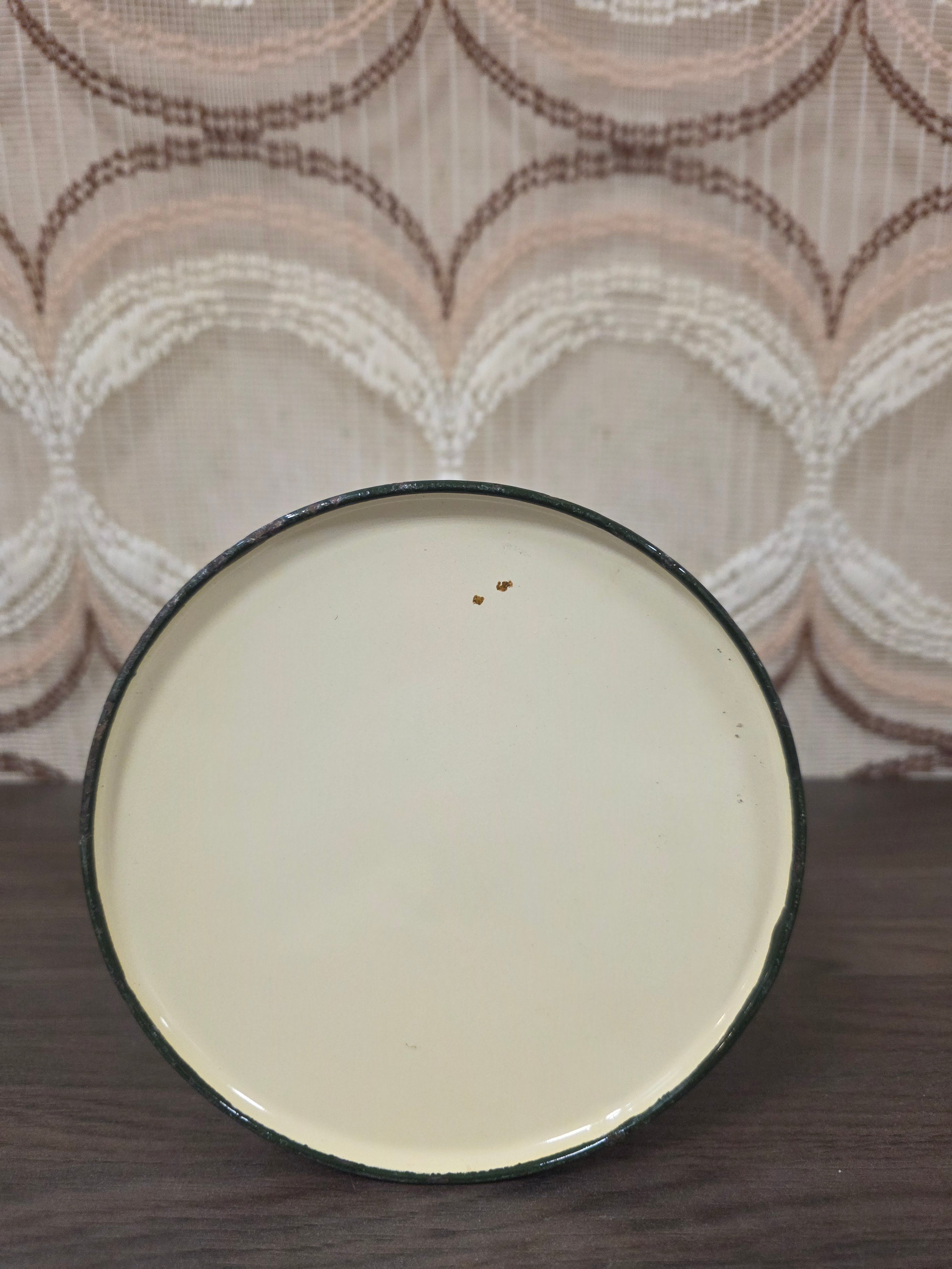 Vintage emaille schenkkan met varken