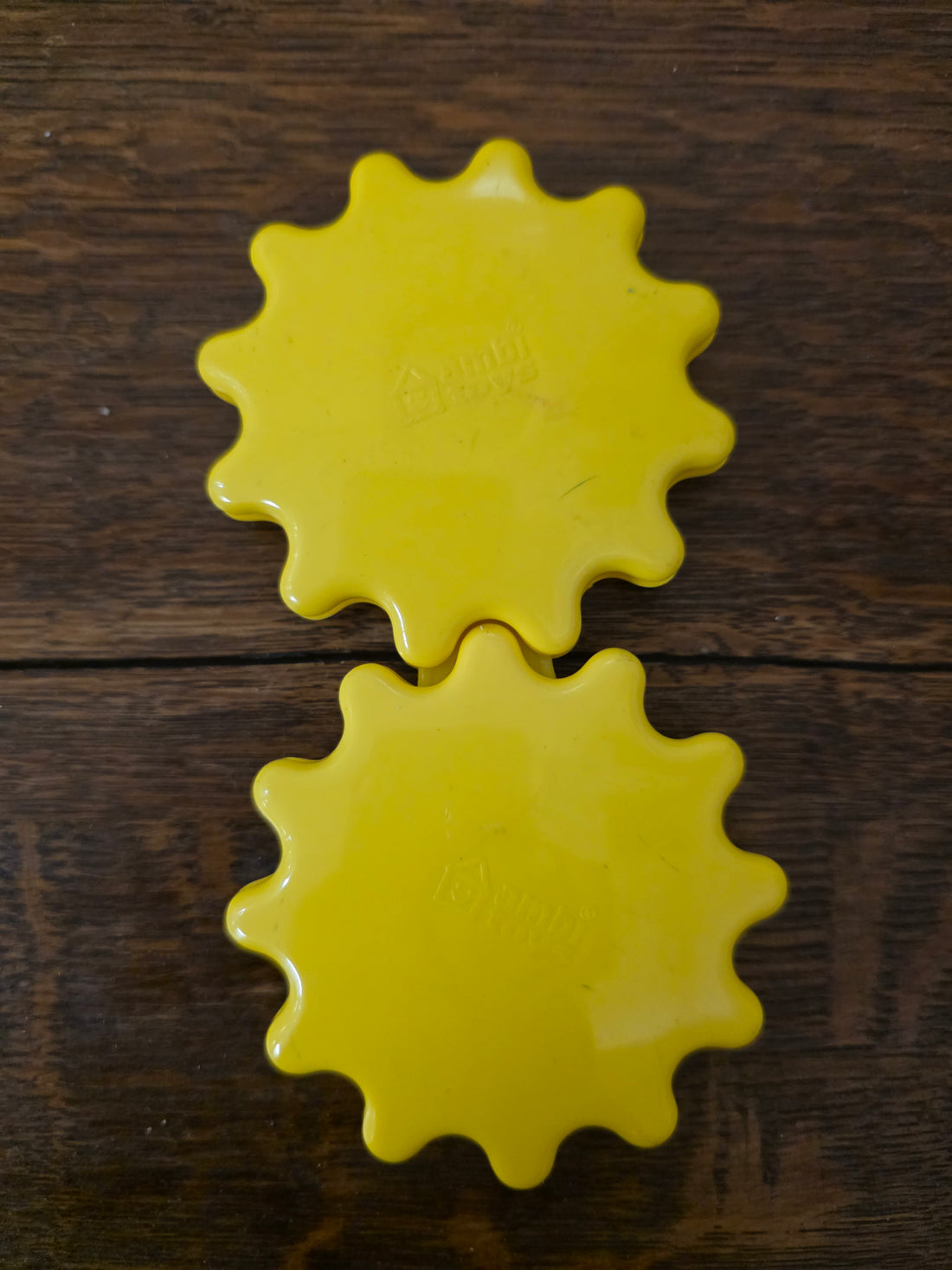 Ambi Toys tweeling rammelaar zonnetjes