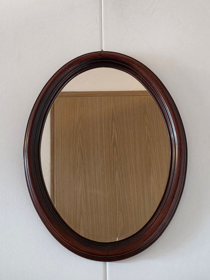 Vintage ovale spiegel met houten lijst