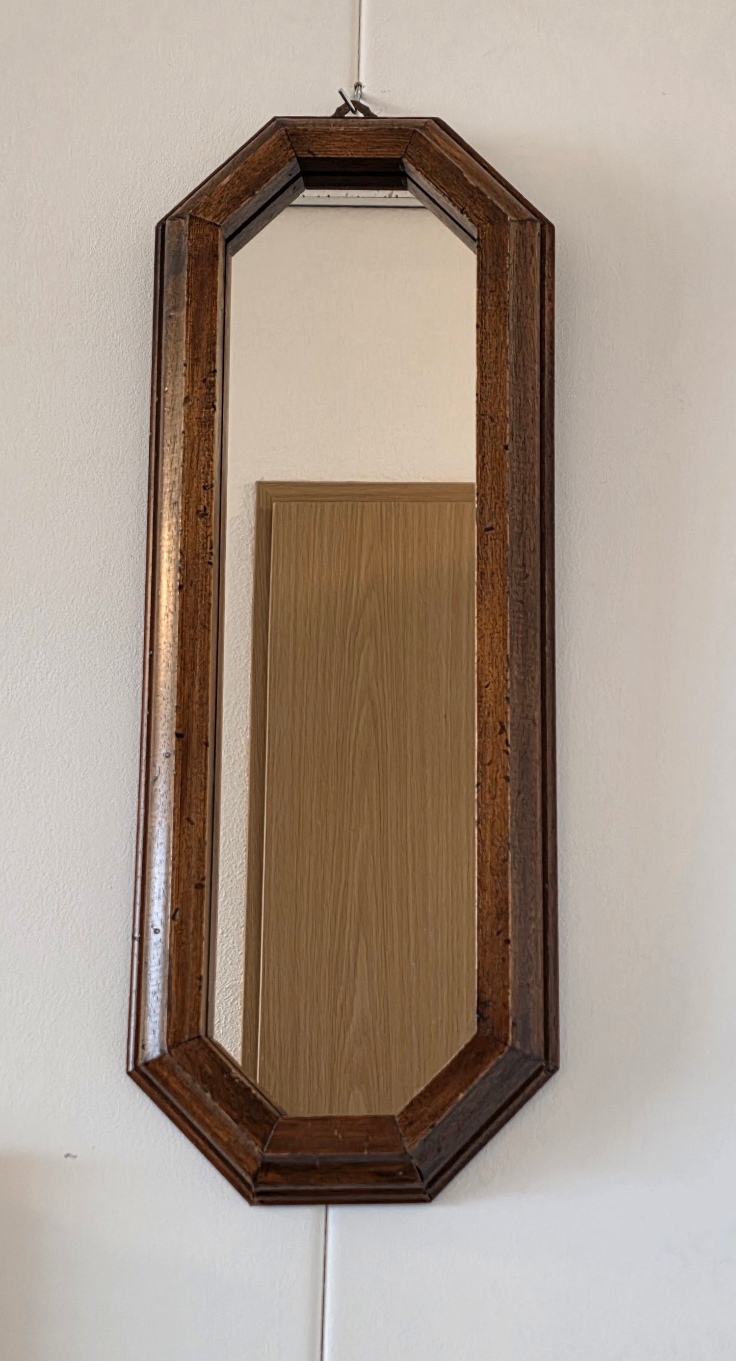 Vintage houten wandspiegel achthoekig