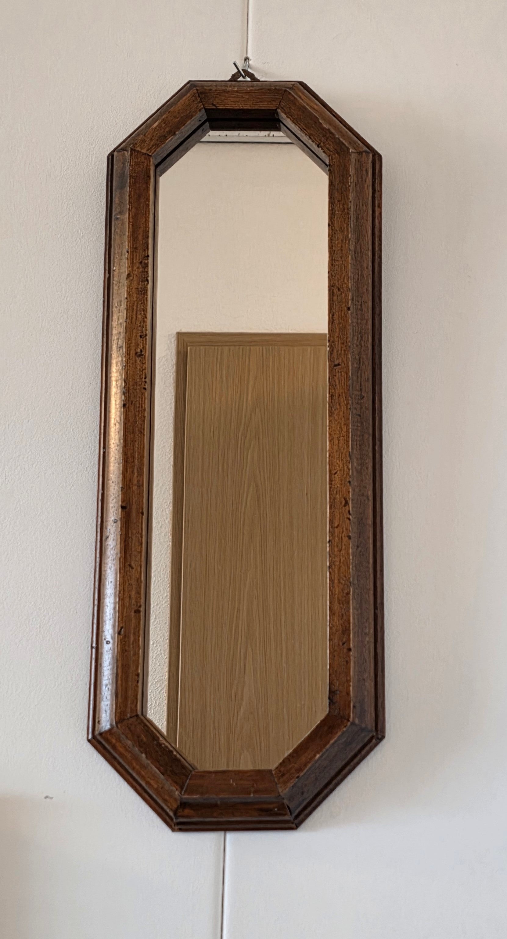 Vintage houten wandspiegel achthoekig