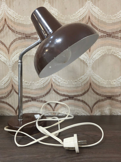 Vintage donkerbruine bureaulamp met verstelbare arm