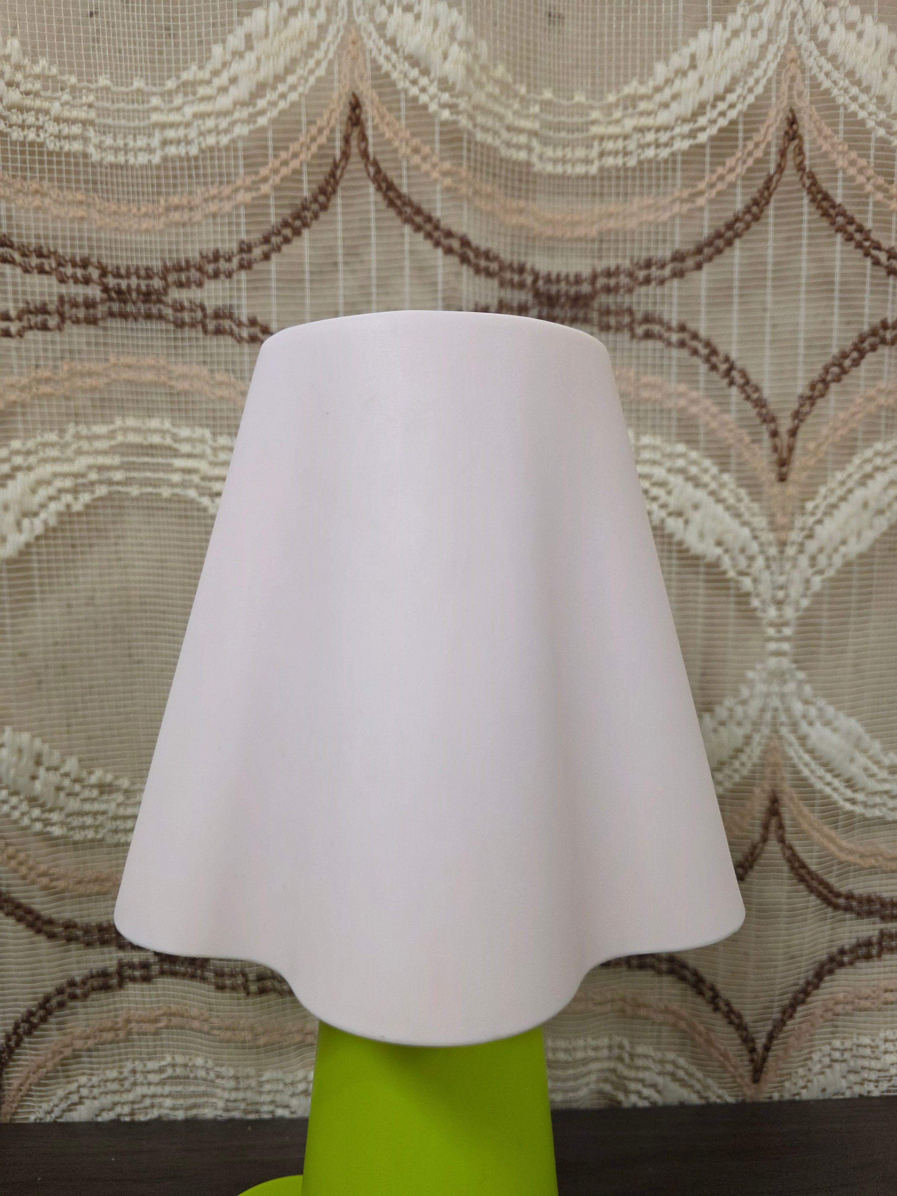 Ikea  Mammut lampje lichtroze bloem