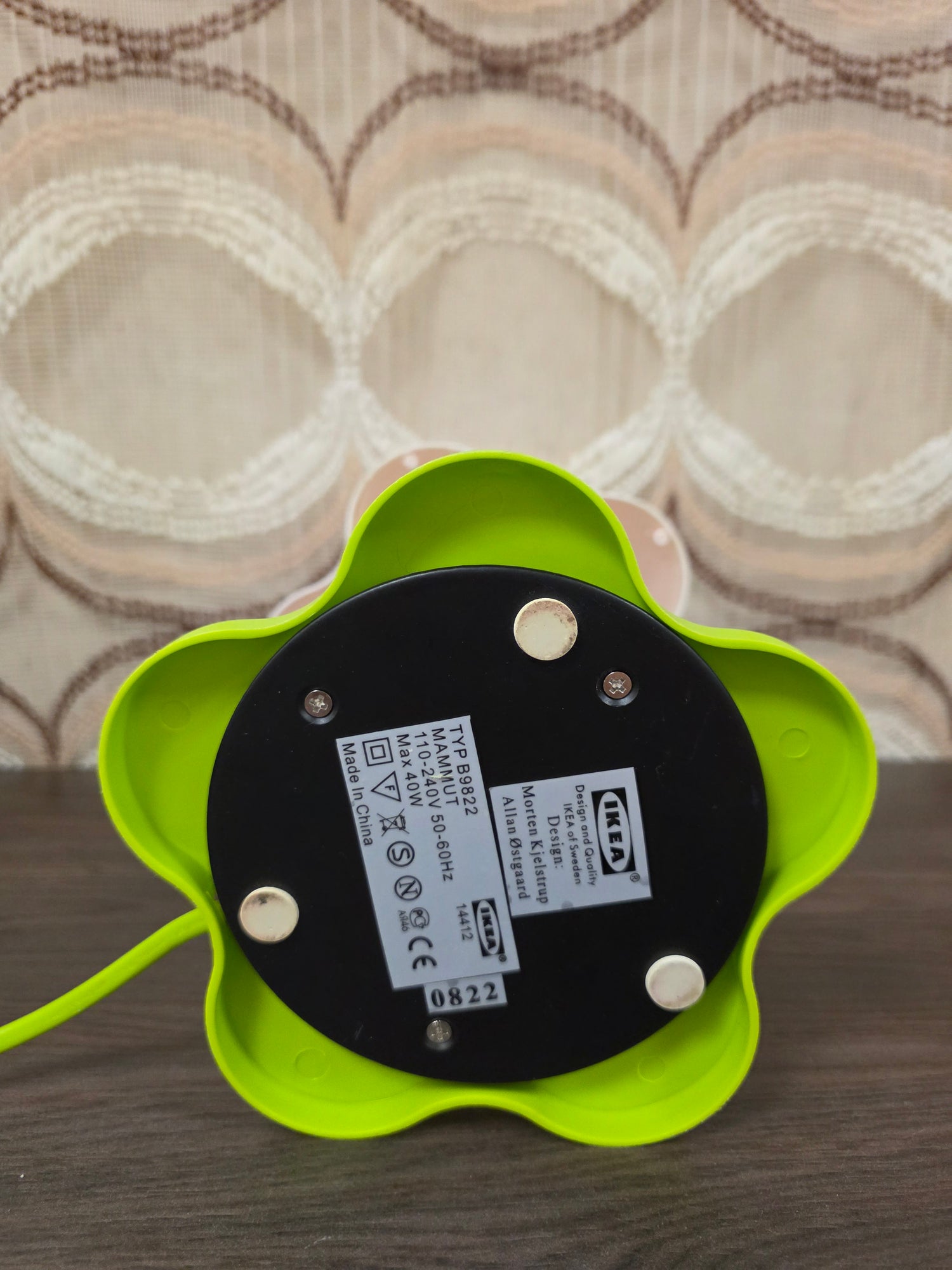 Ikea  Mammut lampje lichtroze bloem