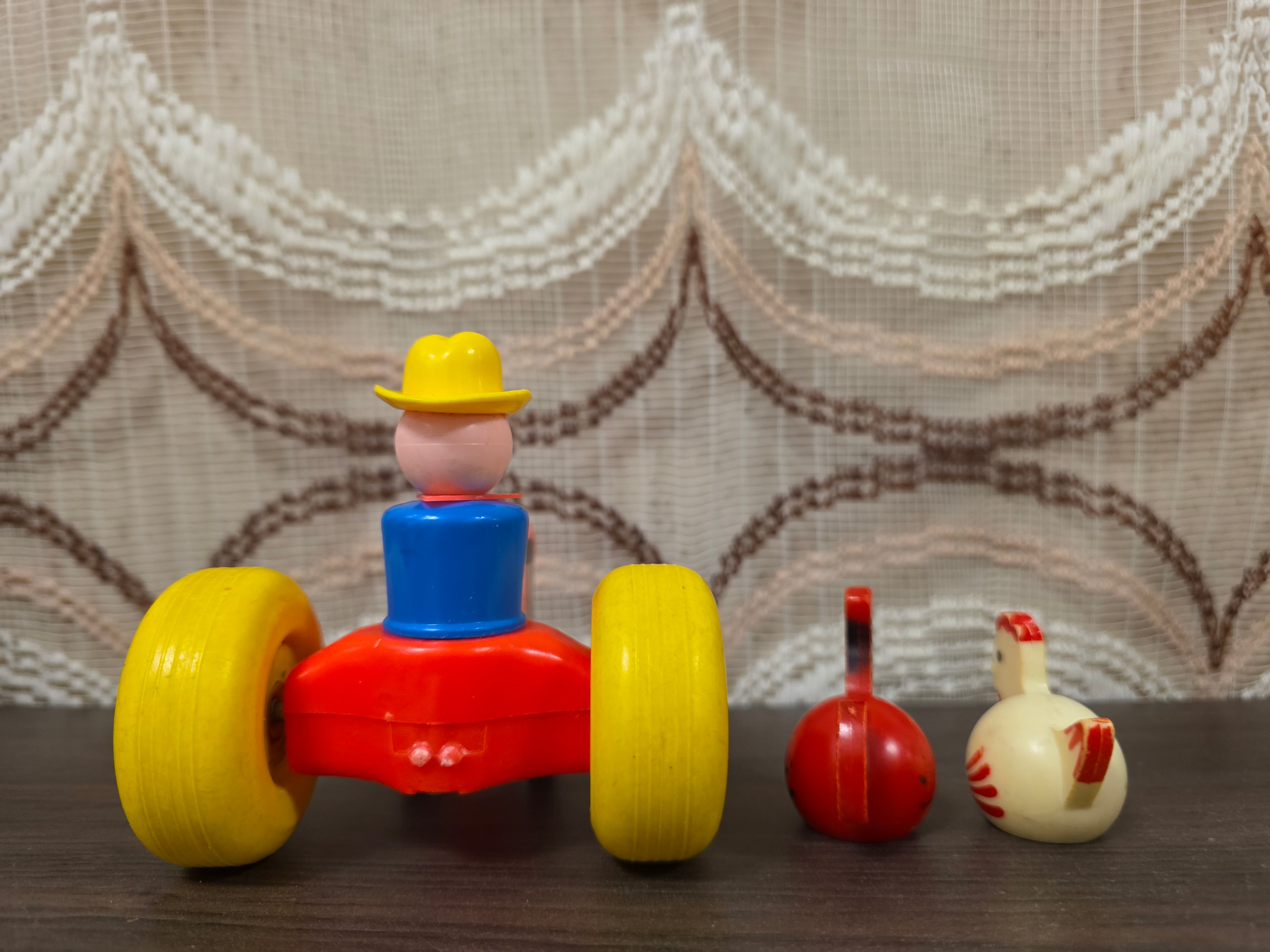 Fisher Price tractor met boer kip en haan