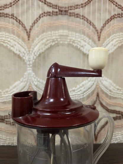Maineck handmixer jaren 50 met mengkan