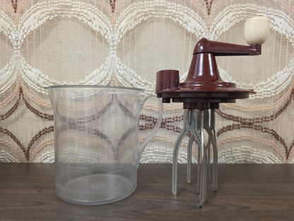 Maineck handmixer jaren 50 met mengkan