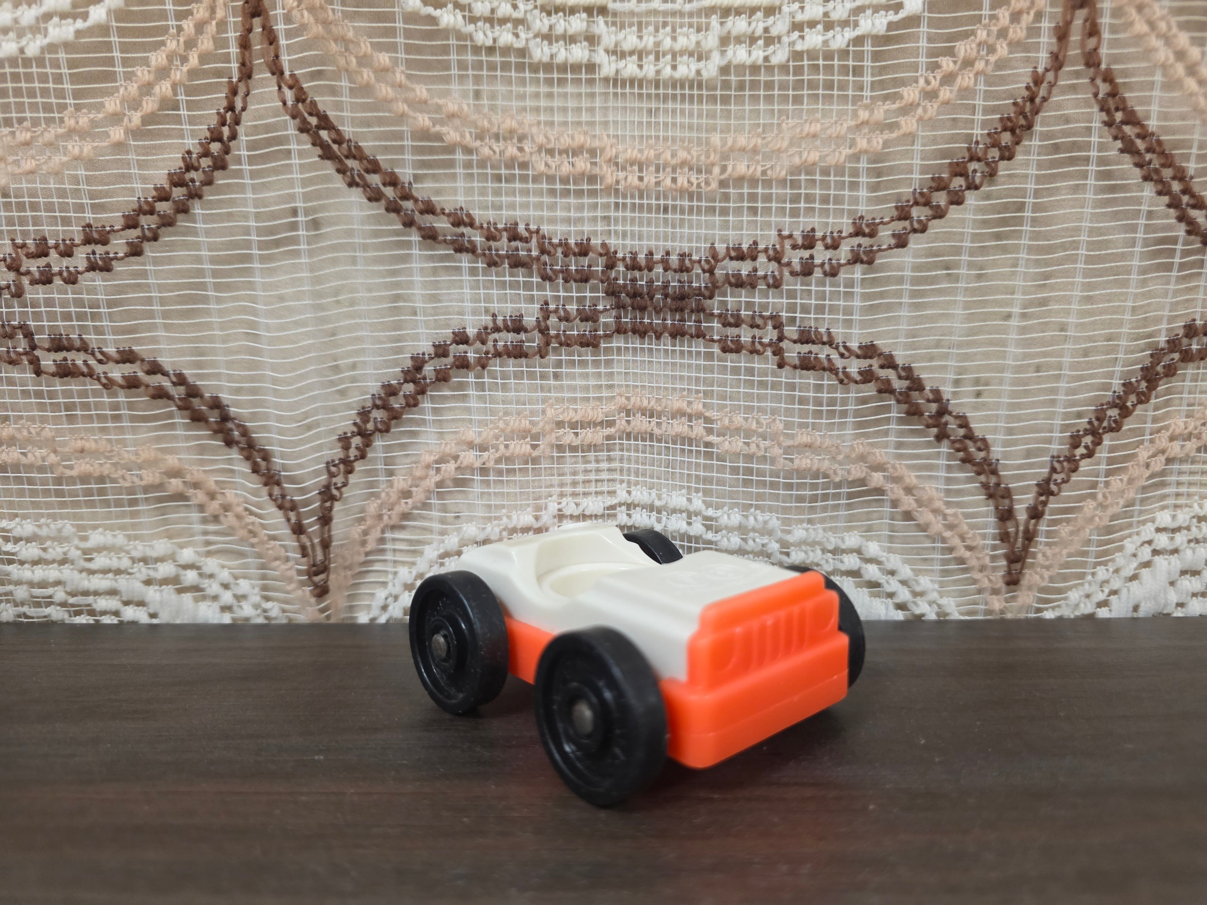 Fisher-Price auto oranje wit