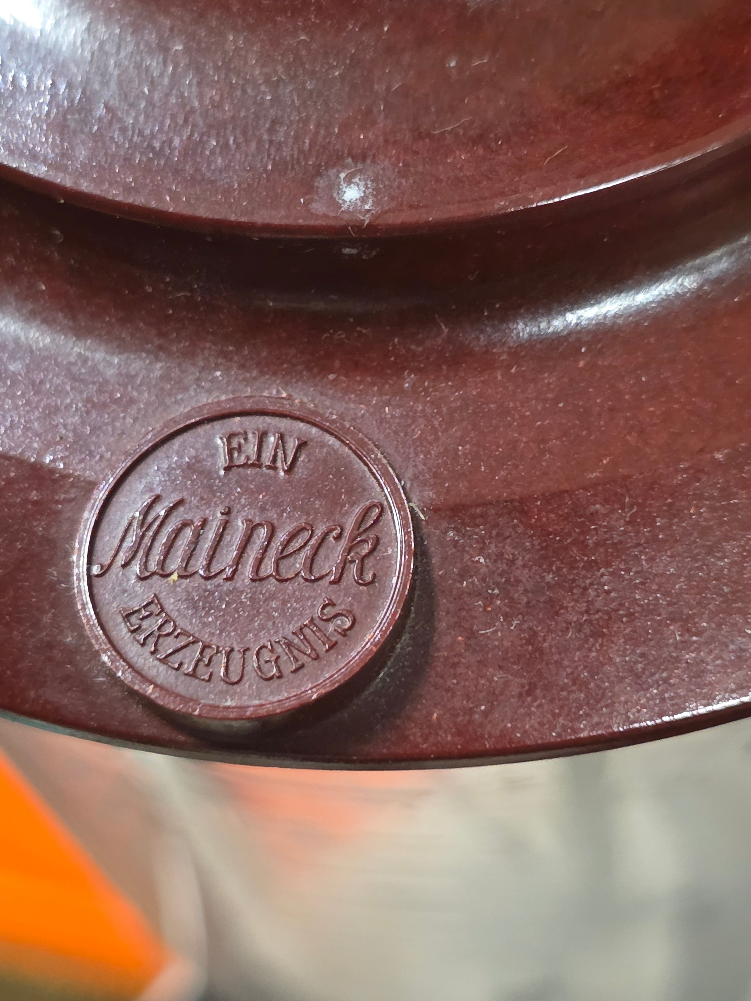 Maineck handmixer jaren 50 met mengkan
