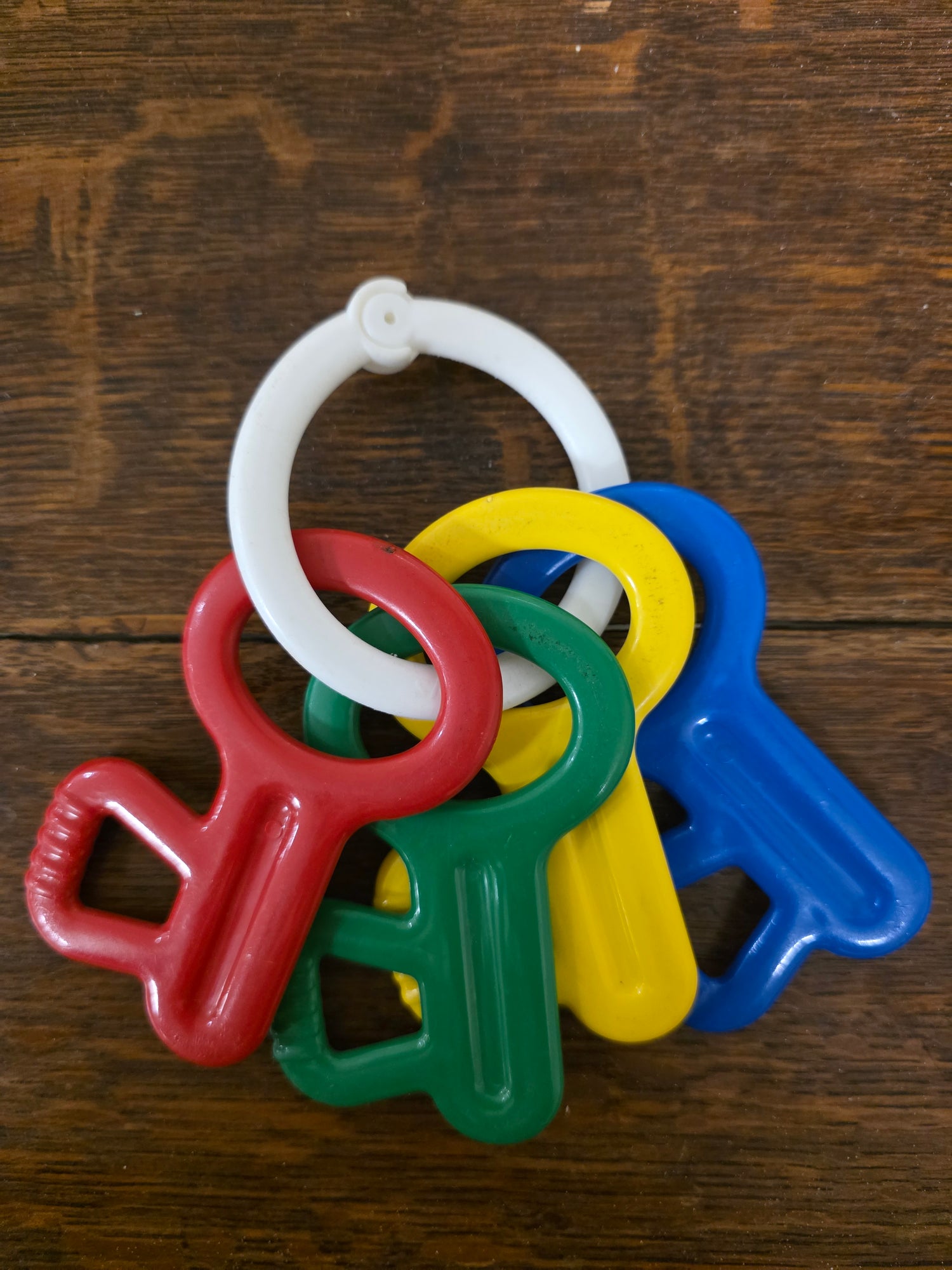 Ambi Toys gekleurde sleutels