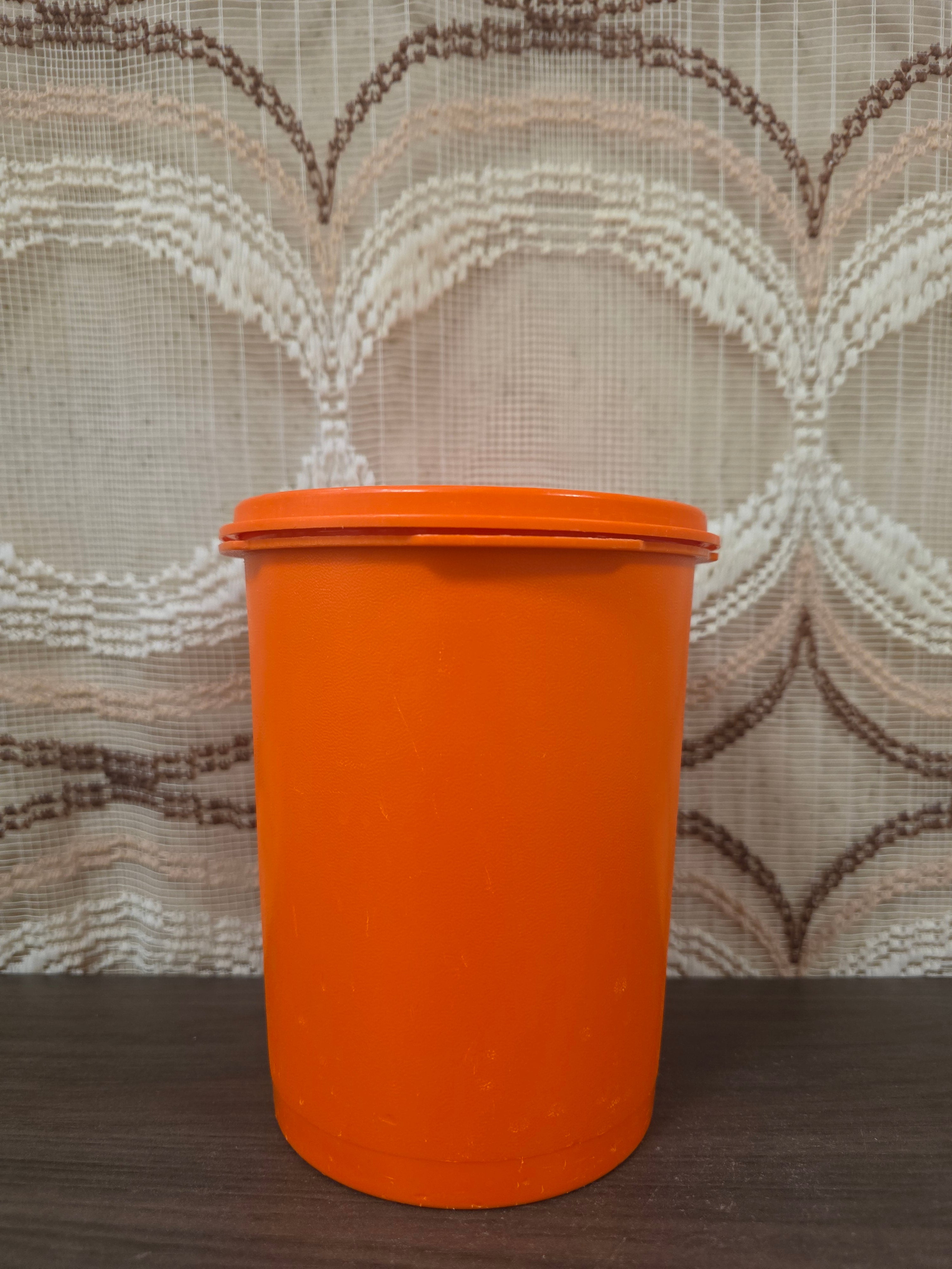 Tupperware voorraadbus oranje sterdeksel 15,5 cm