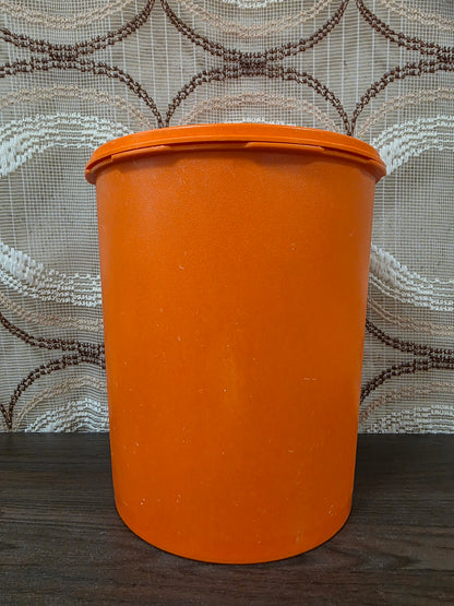Tupperware voorraadbus oranje sterdeksel 21,5 cm