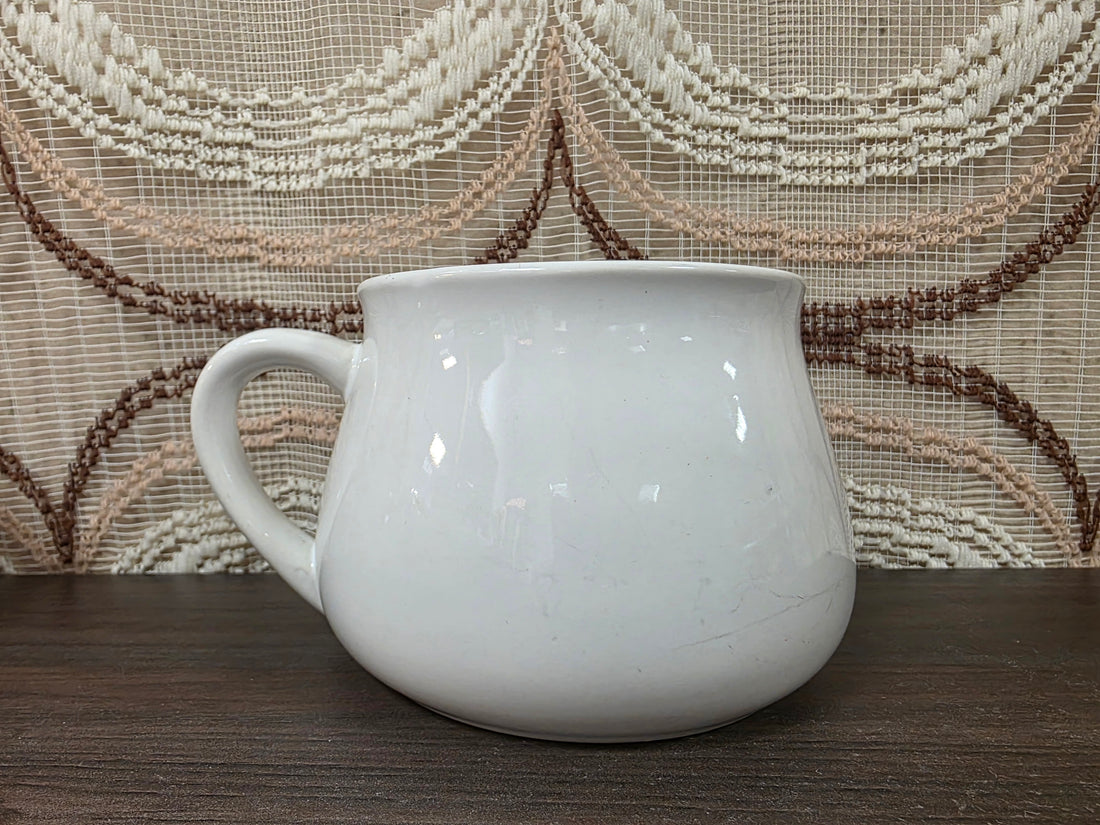 Vintage witte soepkom Tomatensoep