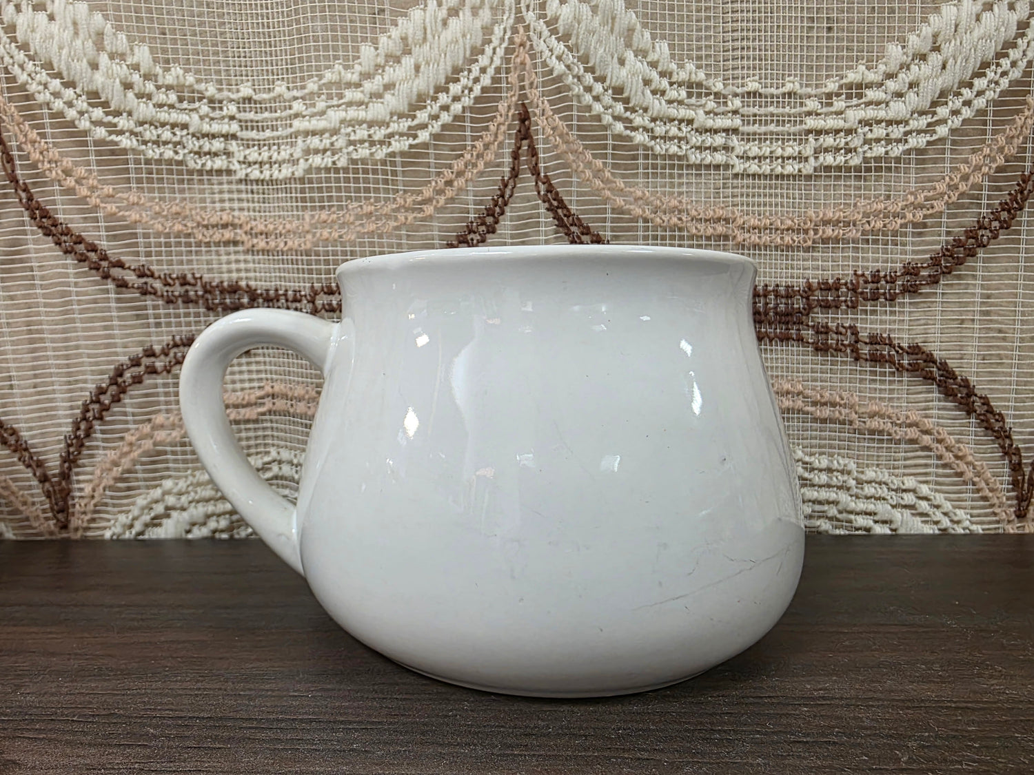 Vintage witte soepkom Tomatensoep
