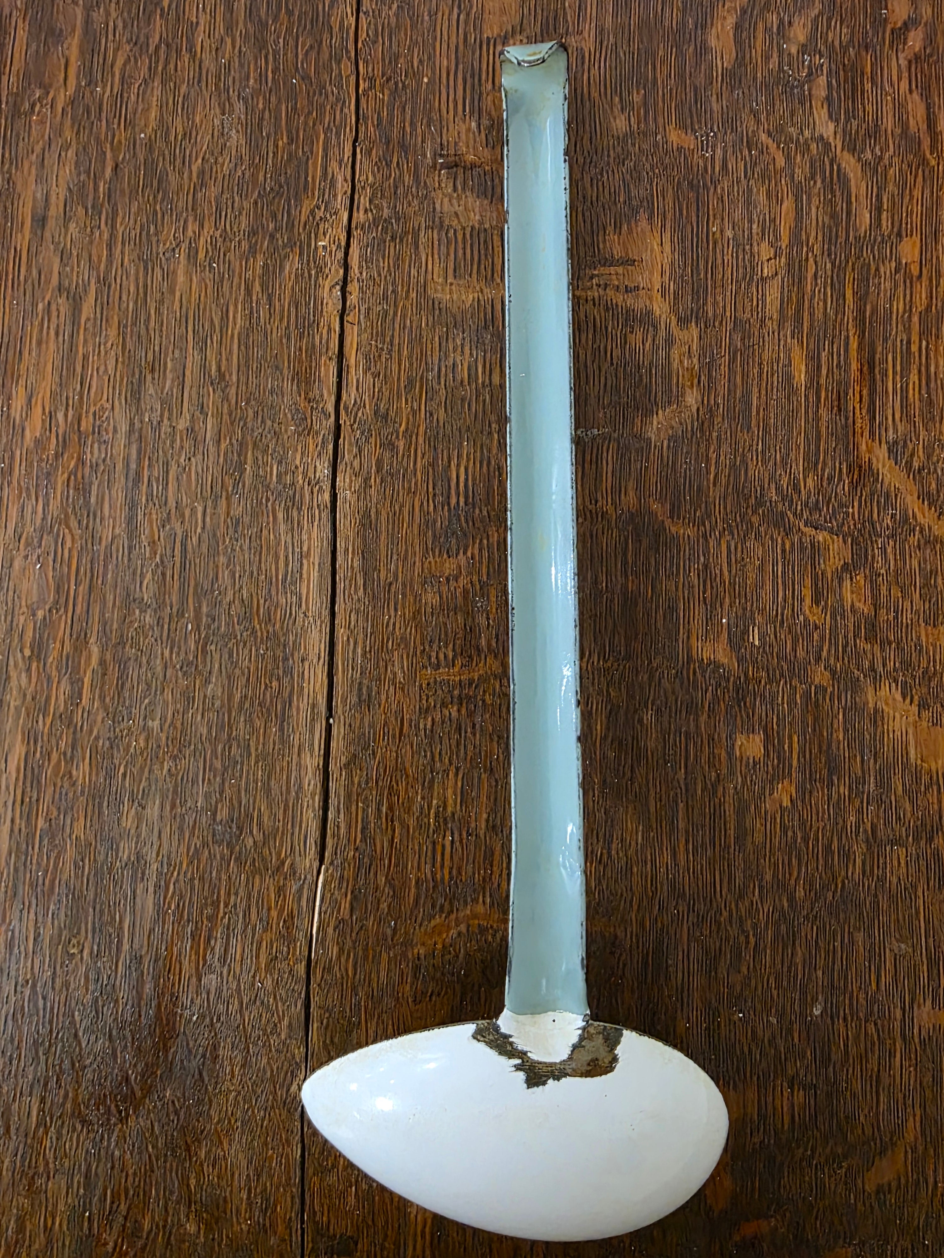 Vintage emaille sauslepel mintgroen wit