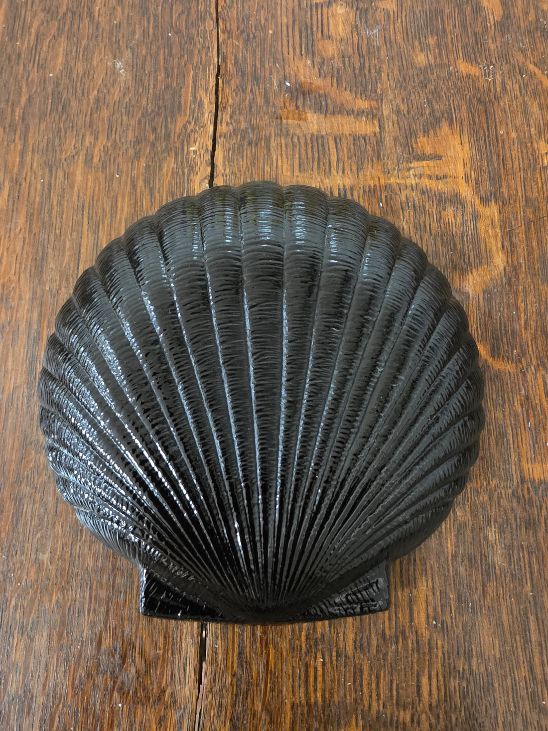Vintage Arcoroc zwart schelpbordje 14 cm