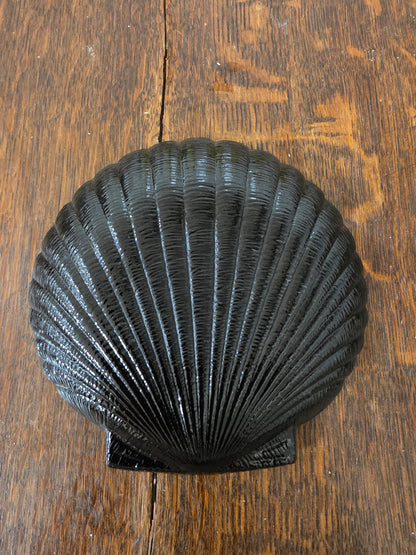 Vintage Arcoroc zwart schelpbordje 14 cm