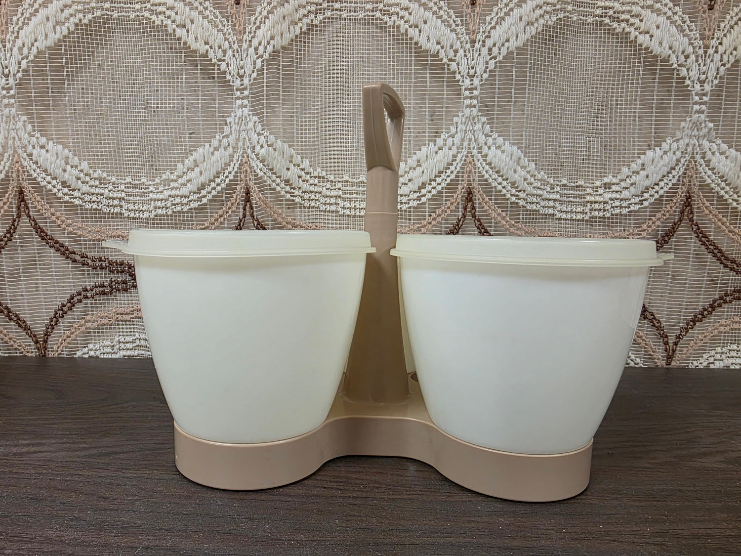 Tupperware trio creme beige