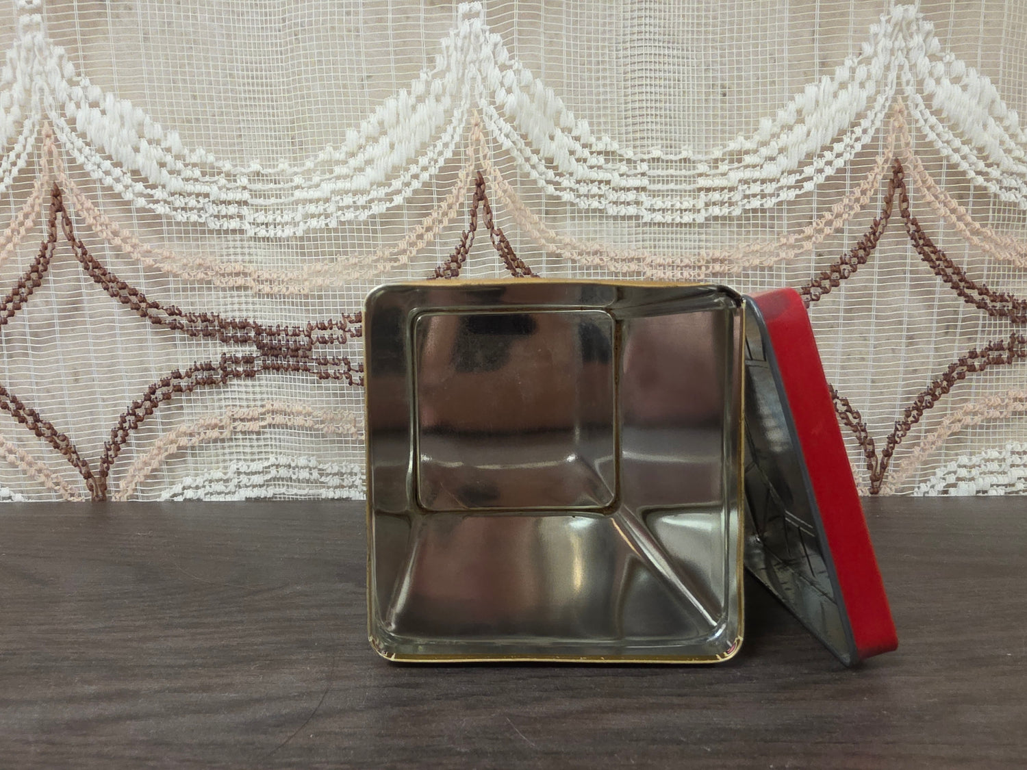 Vintage Droste cacao blik met vier verschillende afbeeldingen