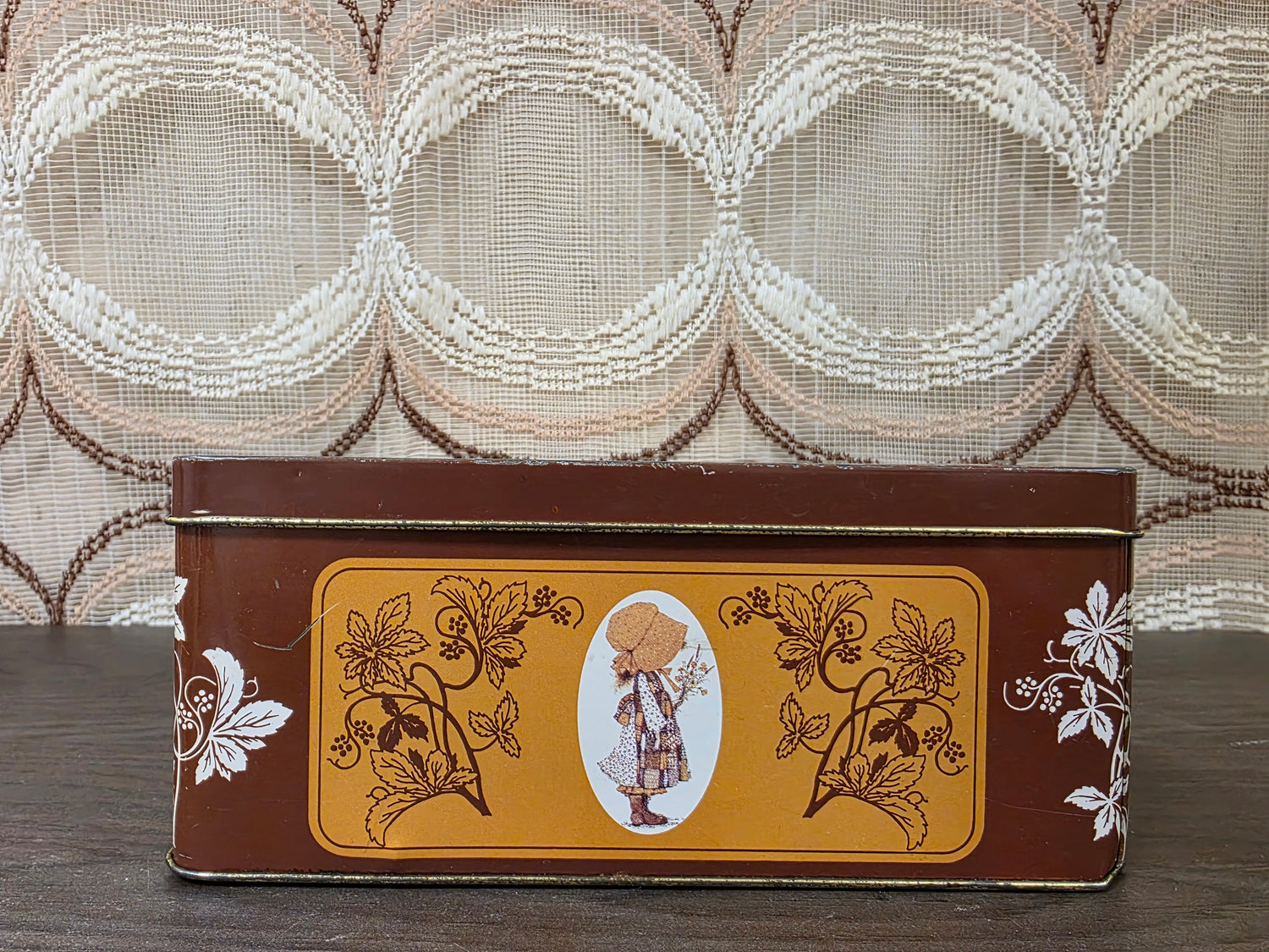 Vintage Holly Hobbie ontbijtkoekblik – J.B. Bussink