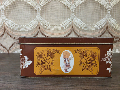 Vintage Holly Hobbie ontbijtkoekblik – J.B. Bussink