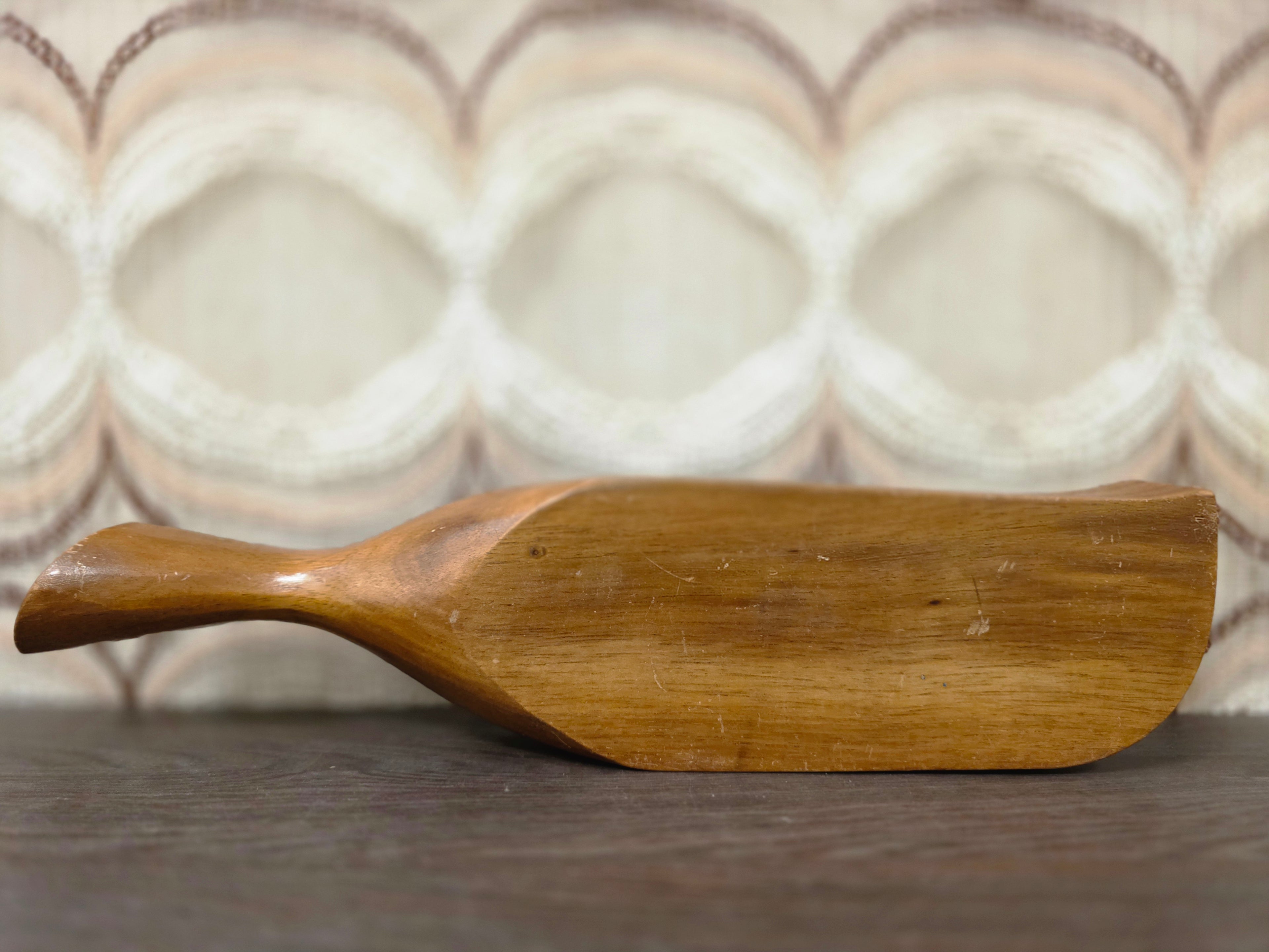 Vintage houten snackschaal met handgreep en 3 vakken